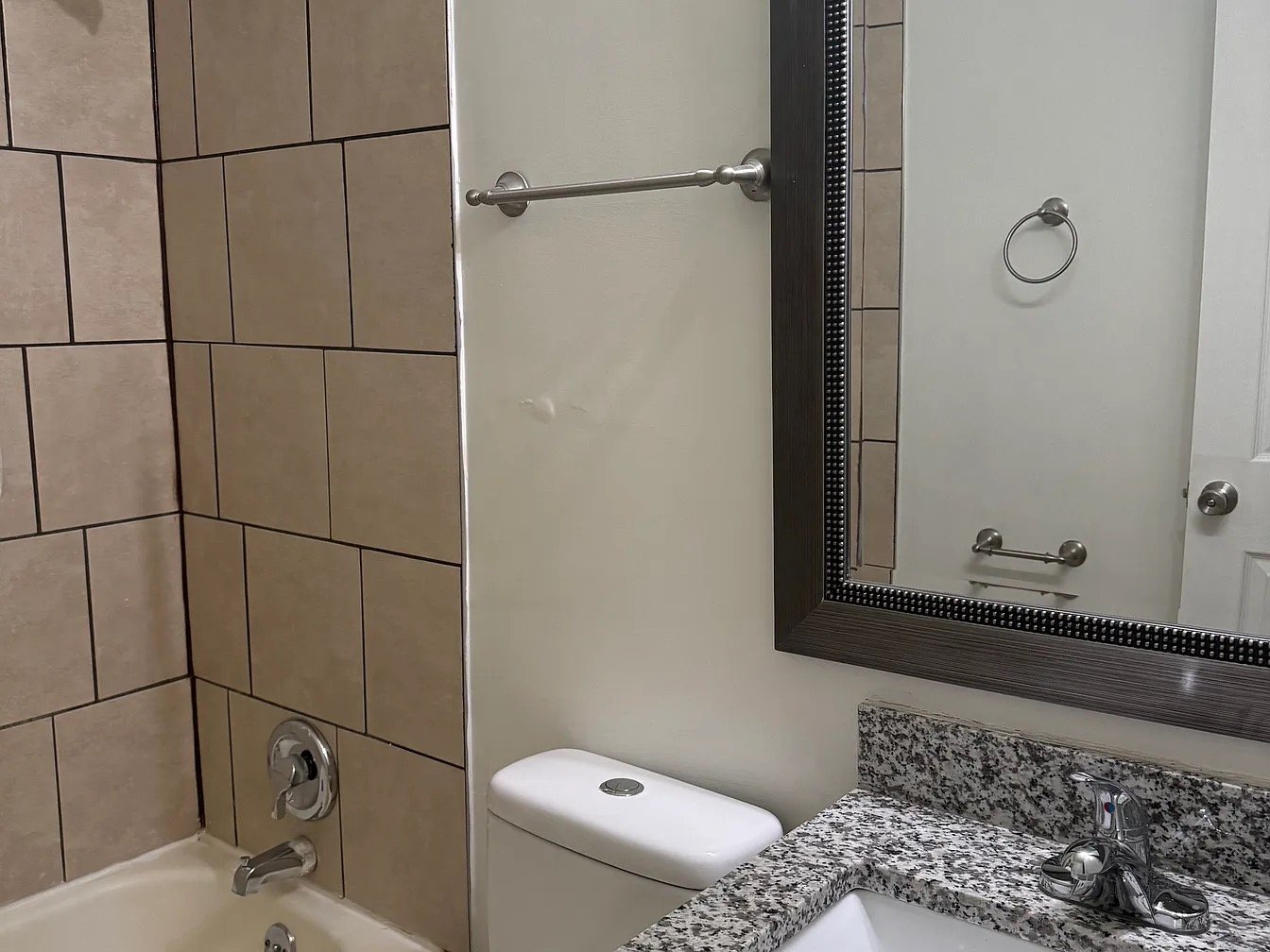 Atlanta House: 331 Betsy Ave SW