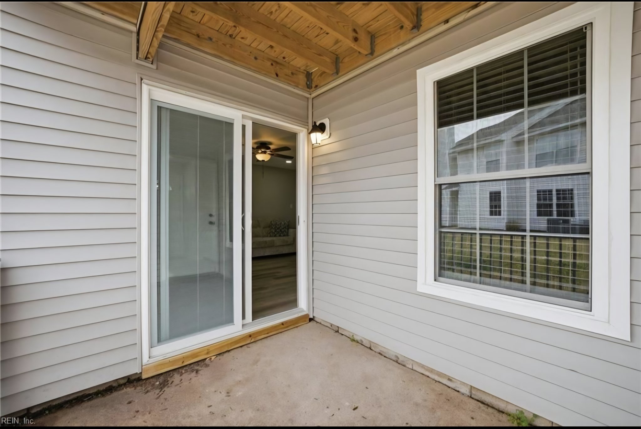 Virginia Beach Condo: 513 Peak Ct