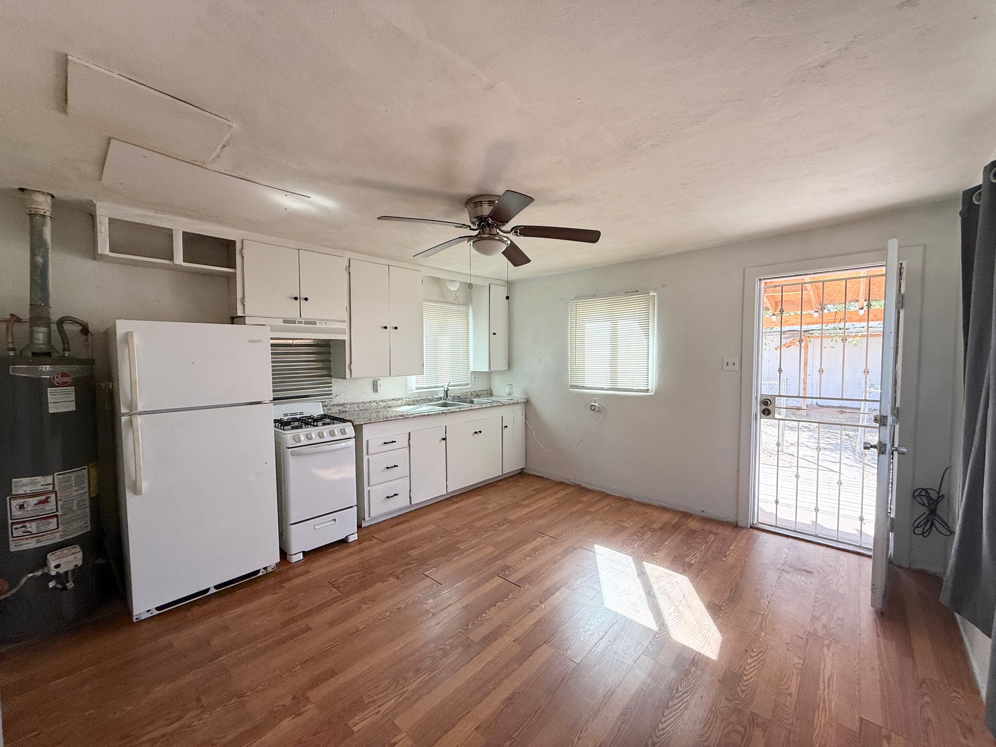 Albuquerque Other: 208 Chama St NE