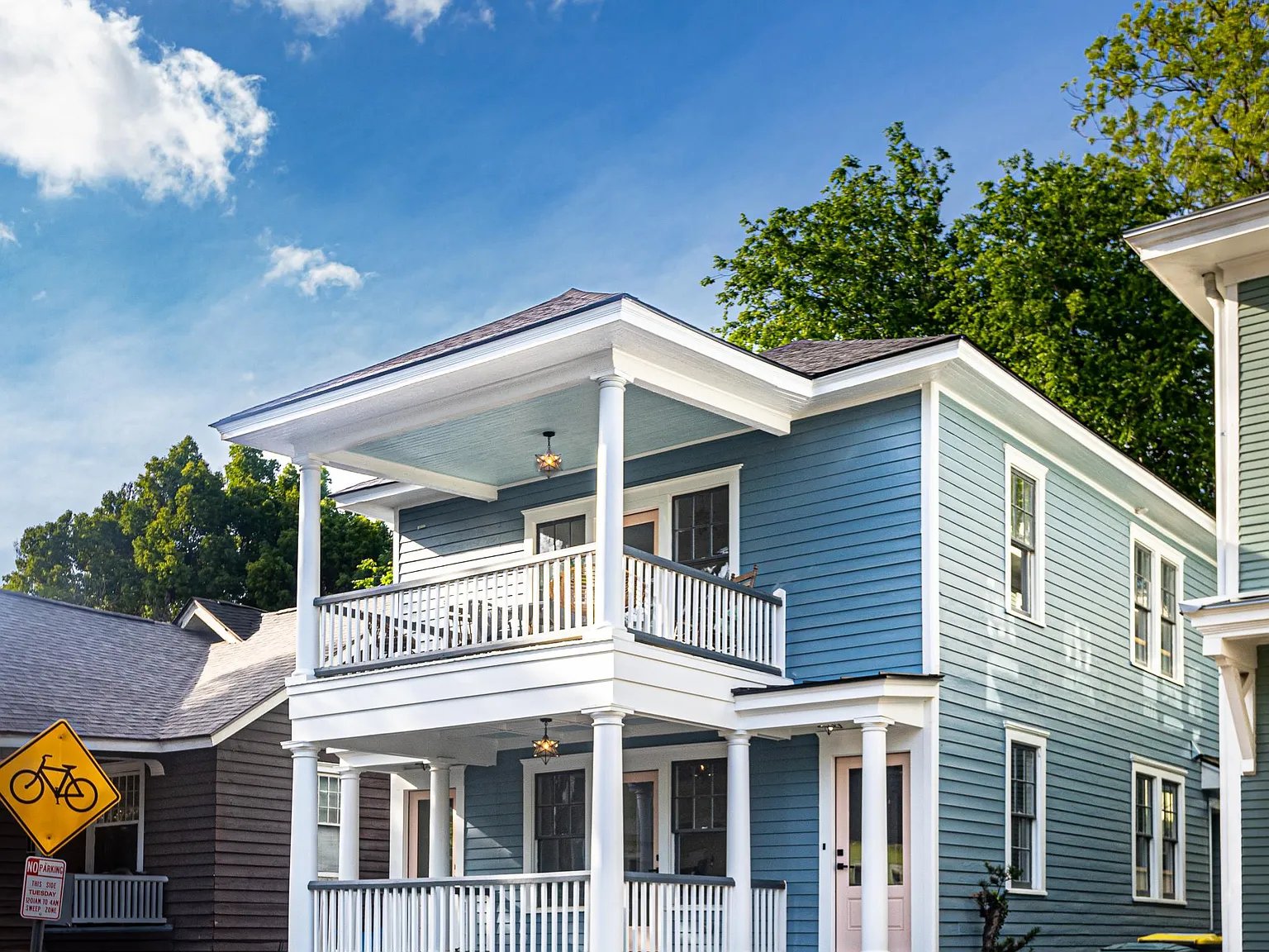 Savannah Multiplex: 408 E 40th St