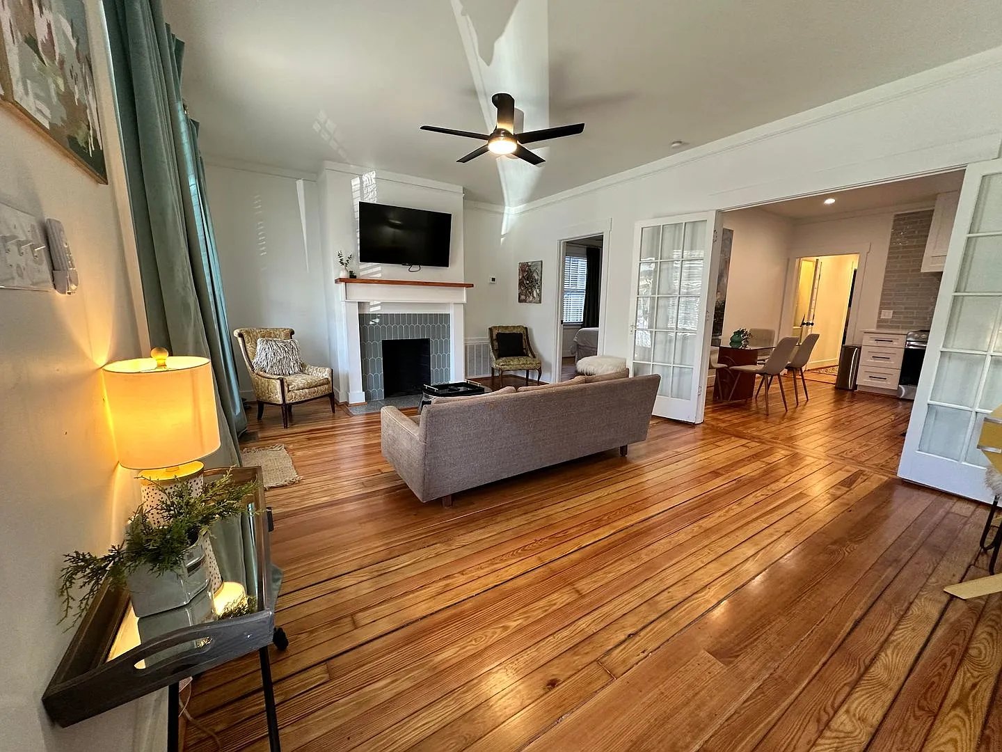 Savannah Multiplex: 408 E 40th St