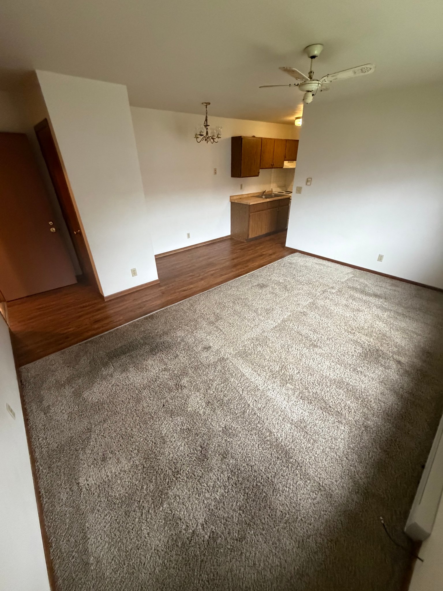 Belvidere Apartment: 222 High Line St