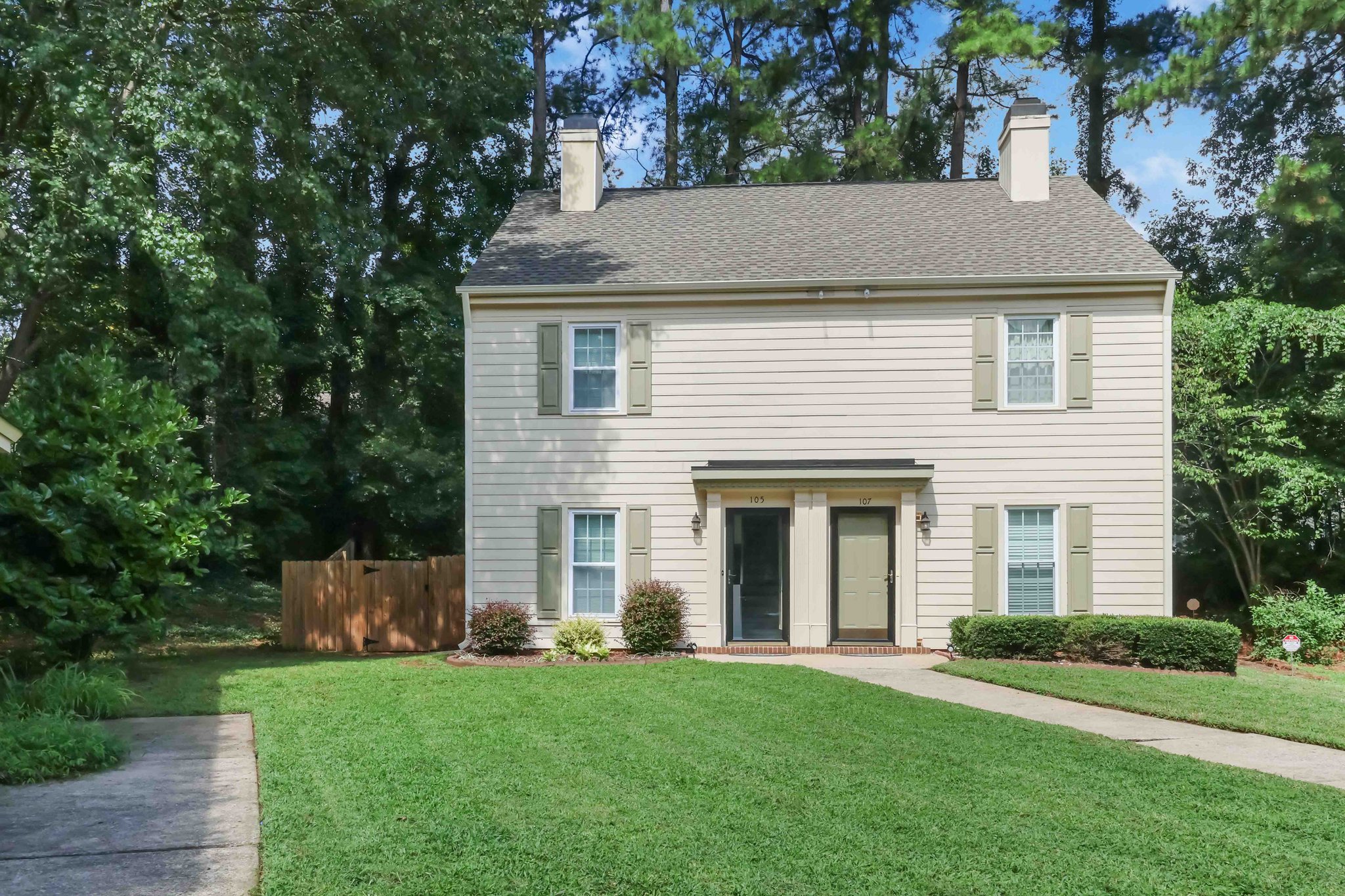 Garner Townhome: 105 Rhum Pl