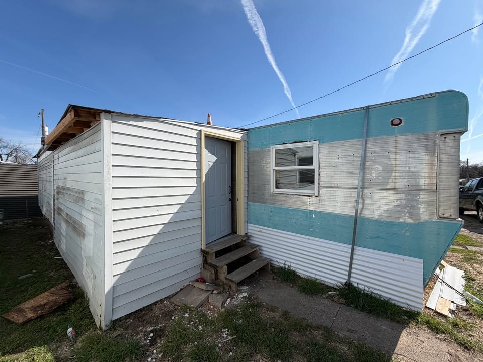 Des Moines Other: 2825 SE 14th St.