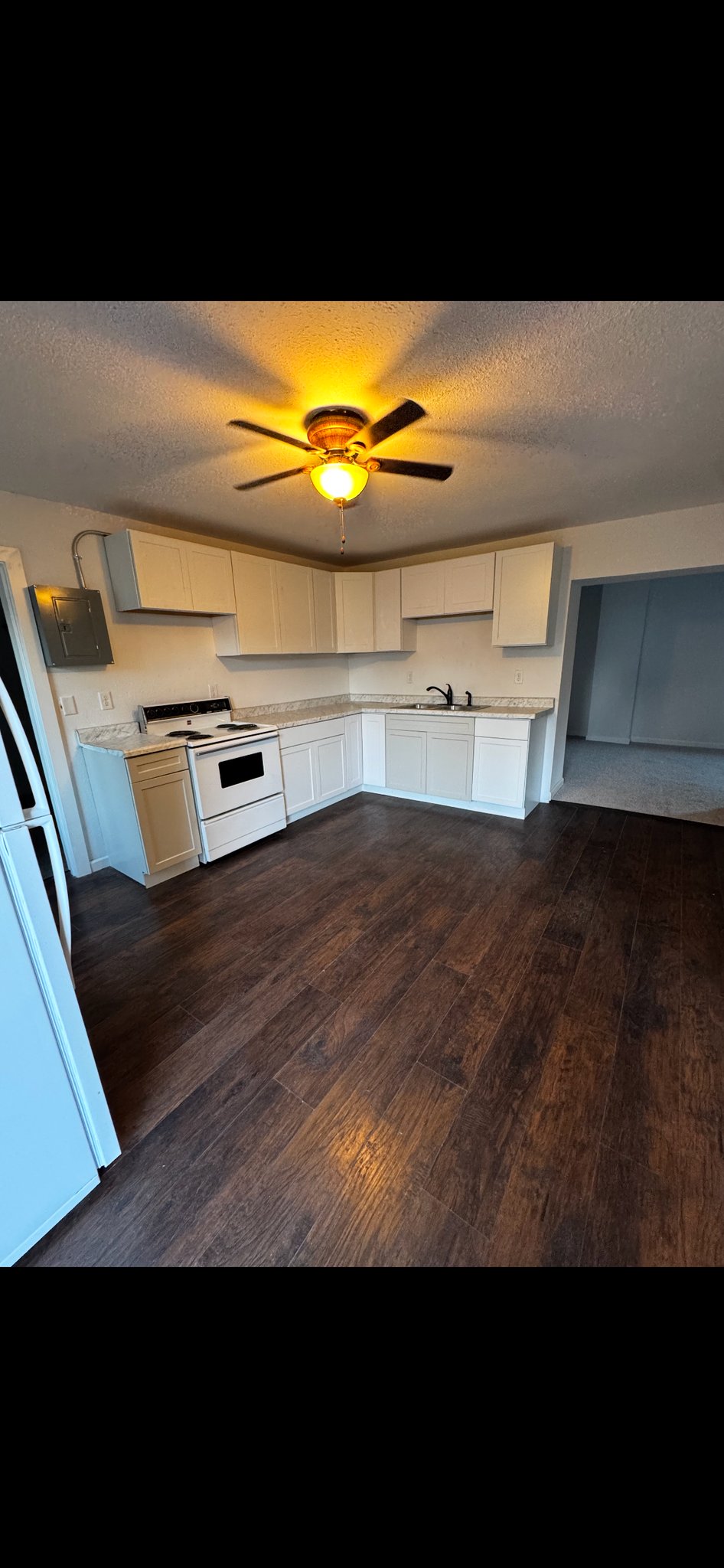 Kasota Multiplex: 241 Webster st N