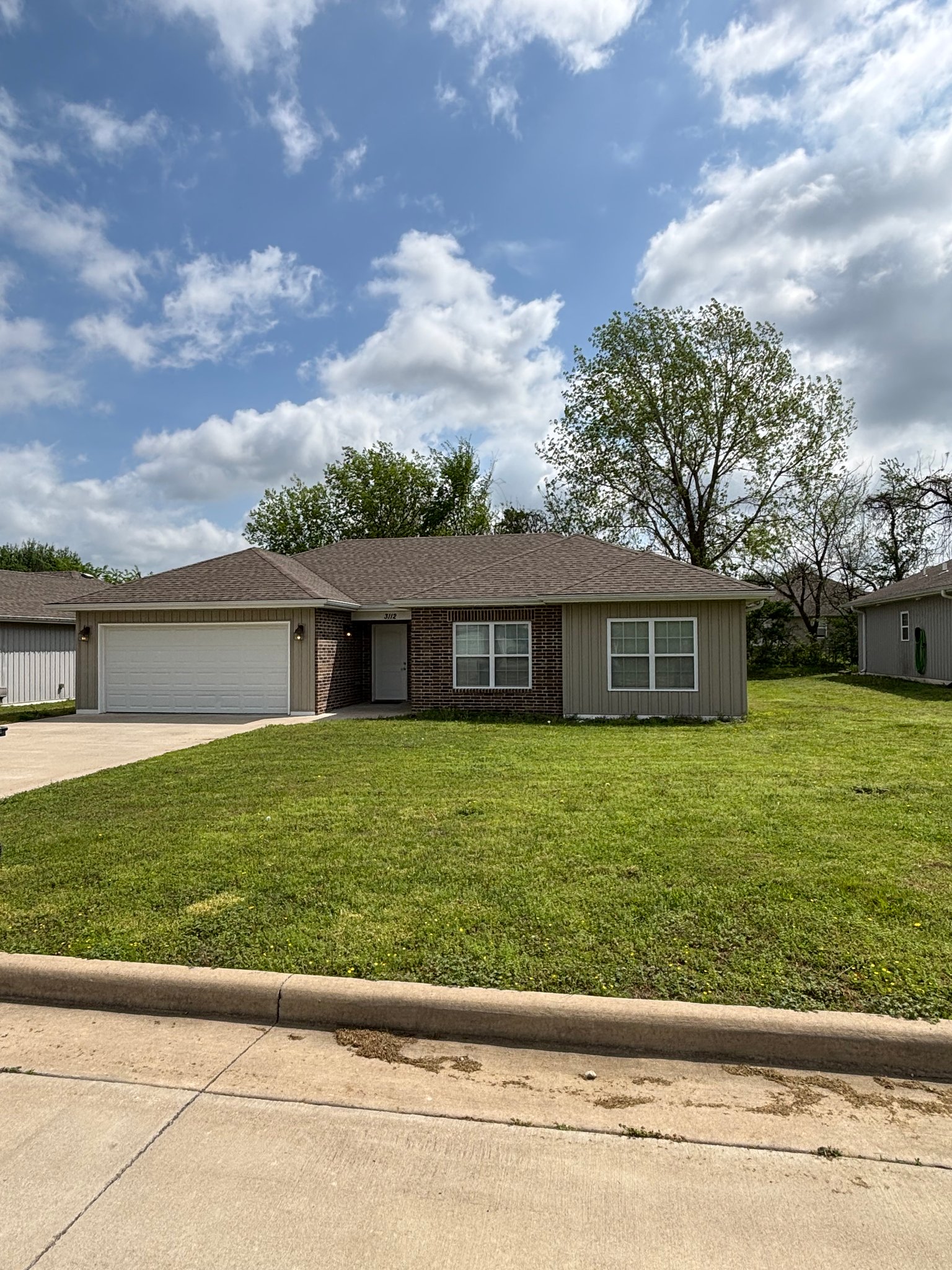 Pittsburg House: 3102 Wild Red Road