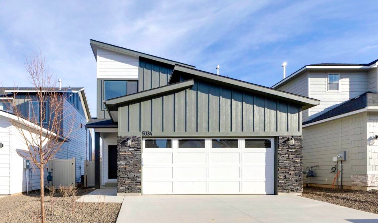 Meridian House: 5034 S Amorita Ave