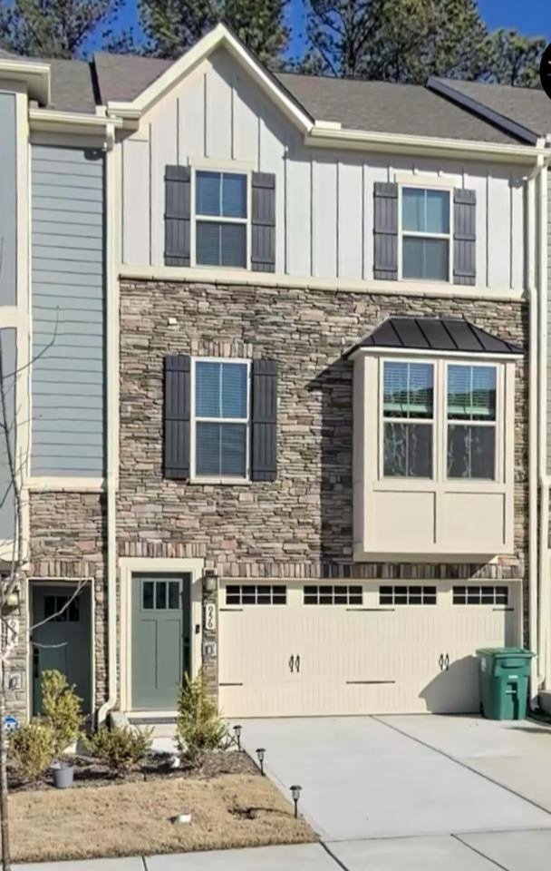 Cary Townhome: 956 Channing Park Circle