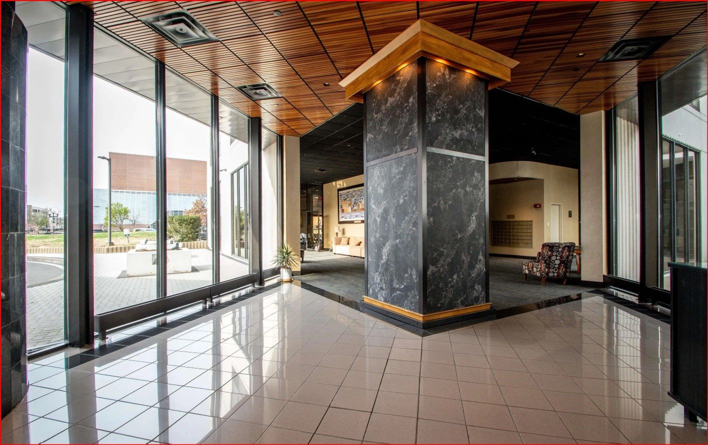 Peoria Condo: 125 SW Jefferson St.