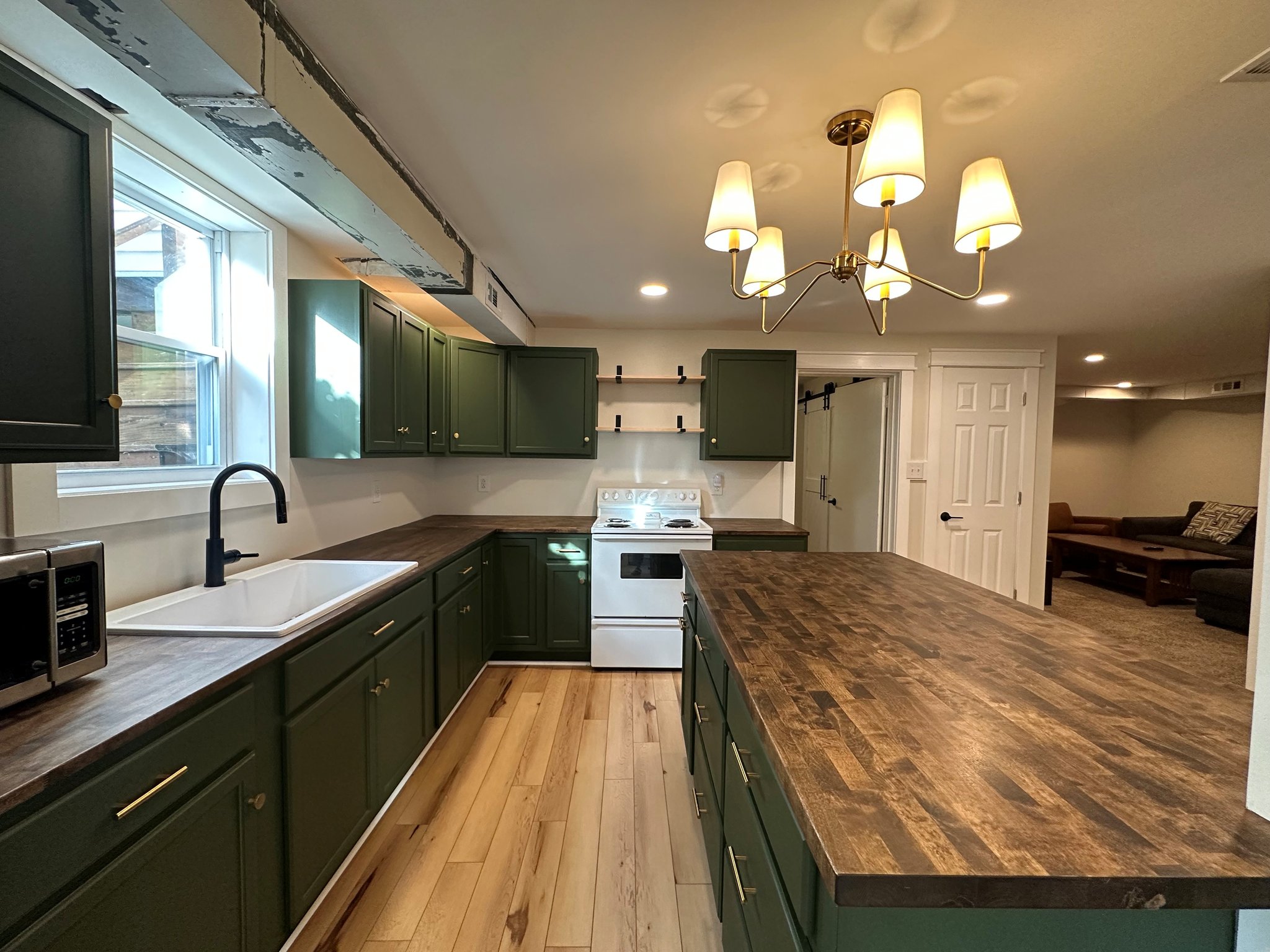 Lynchburg House: 4529 Golf Park Drive