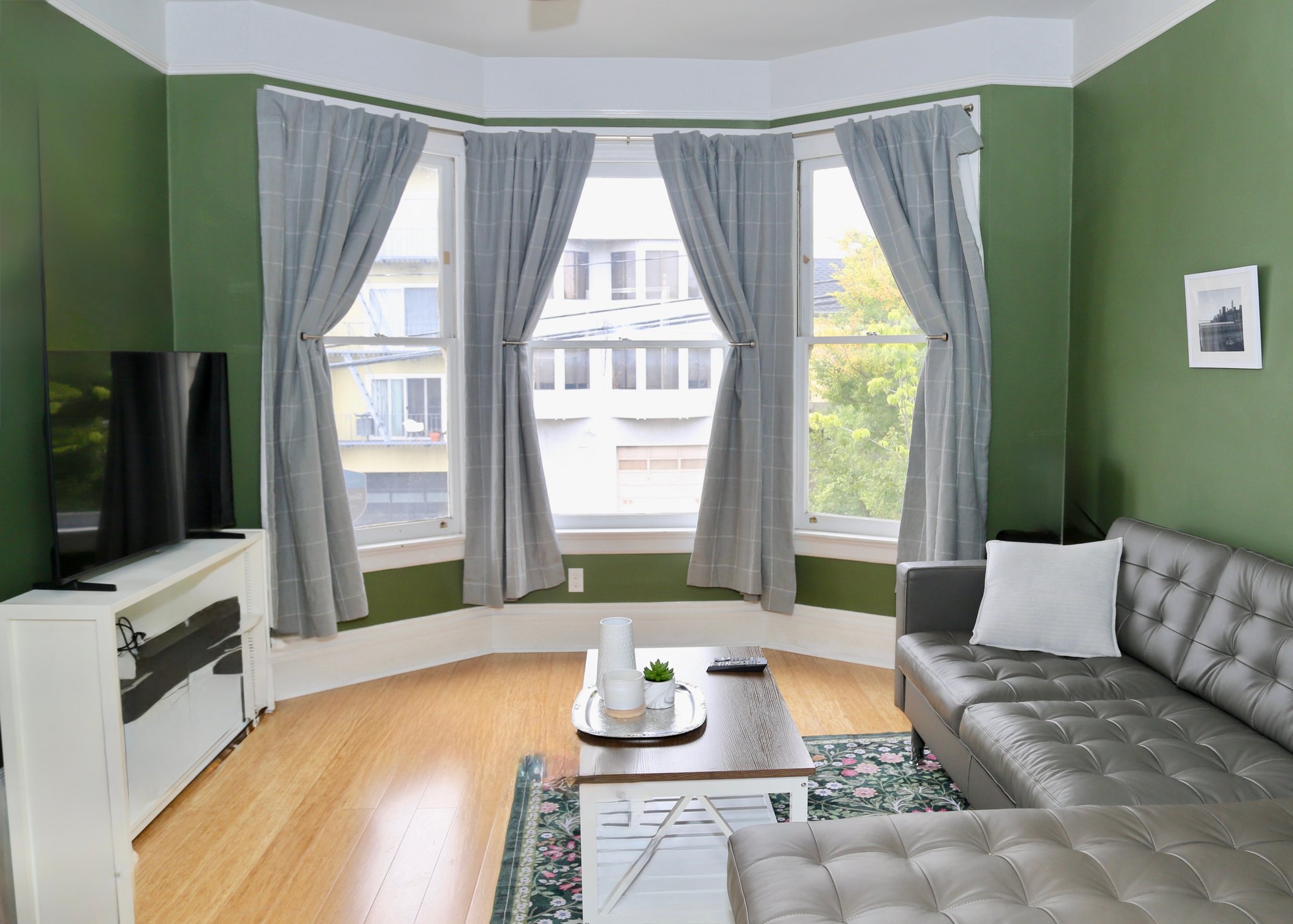 San Francisco House: 748 Kansas St