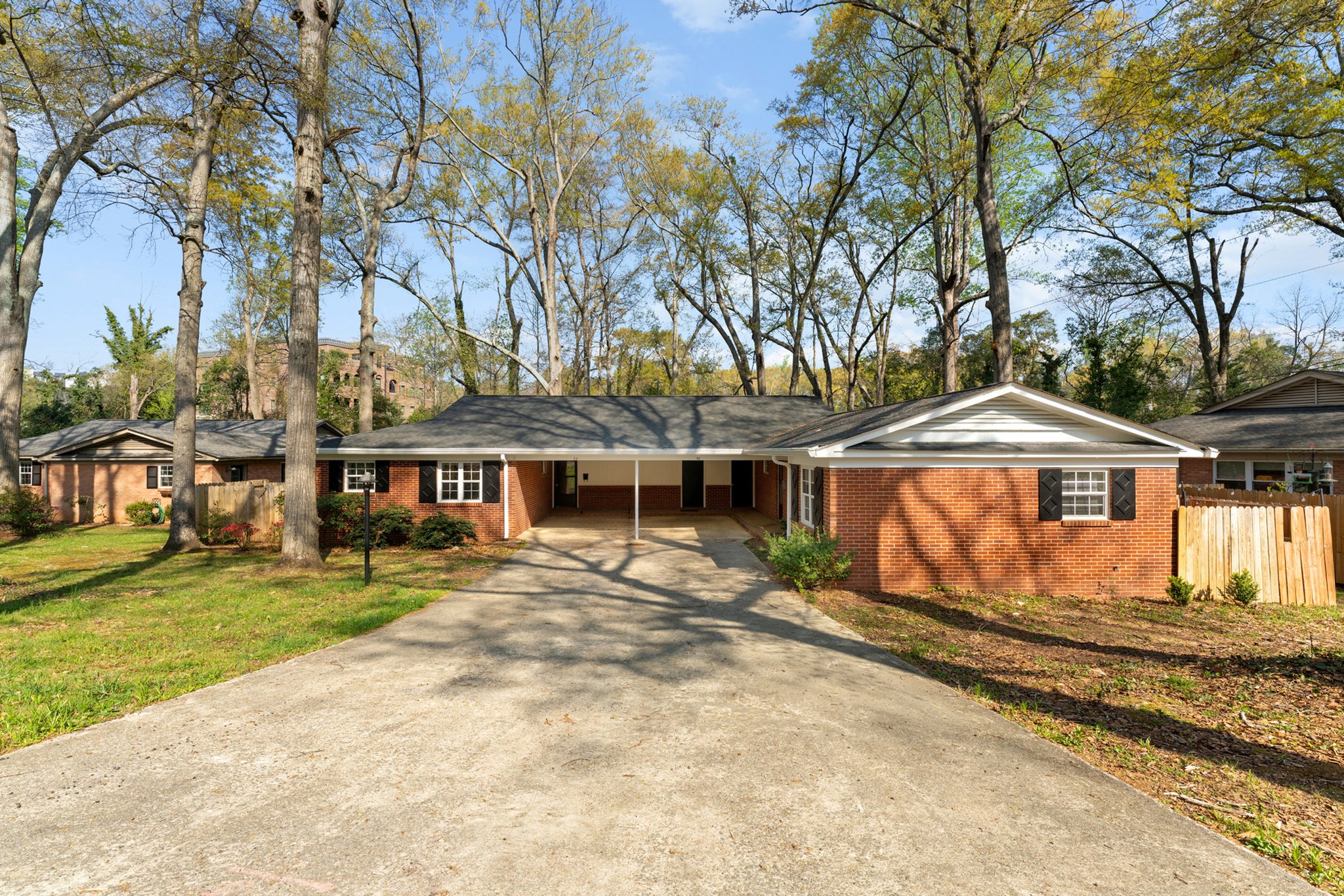 GREENVILLE Townhome: 30 Knoxbury Terrace