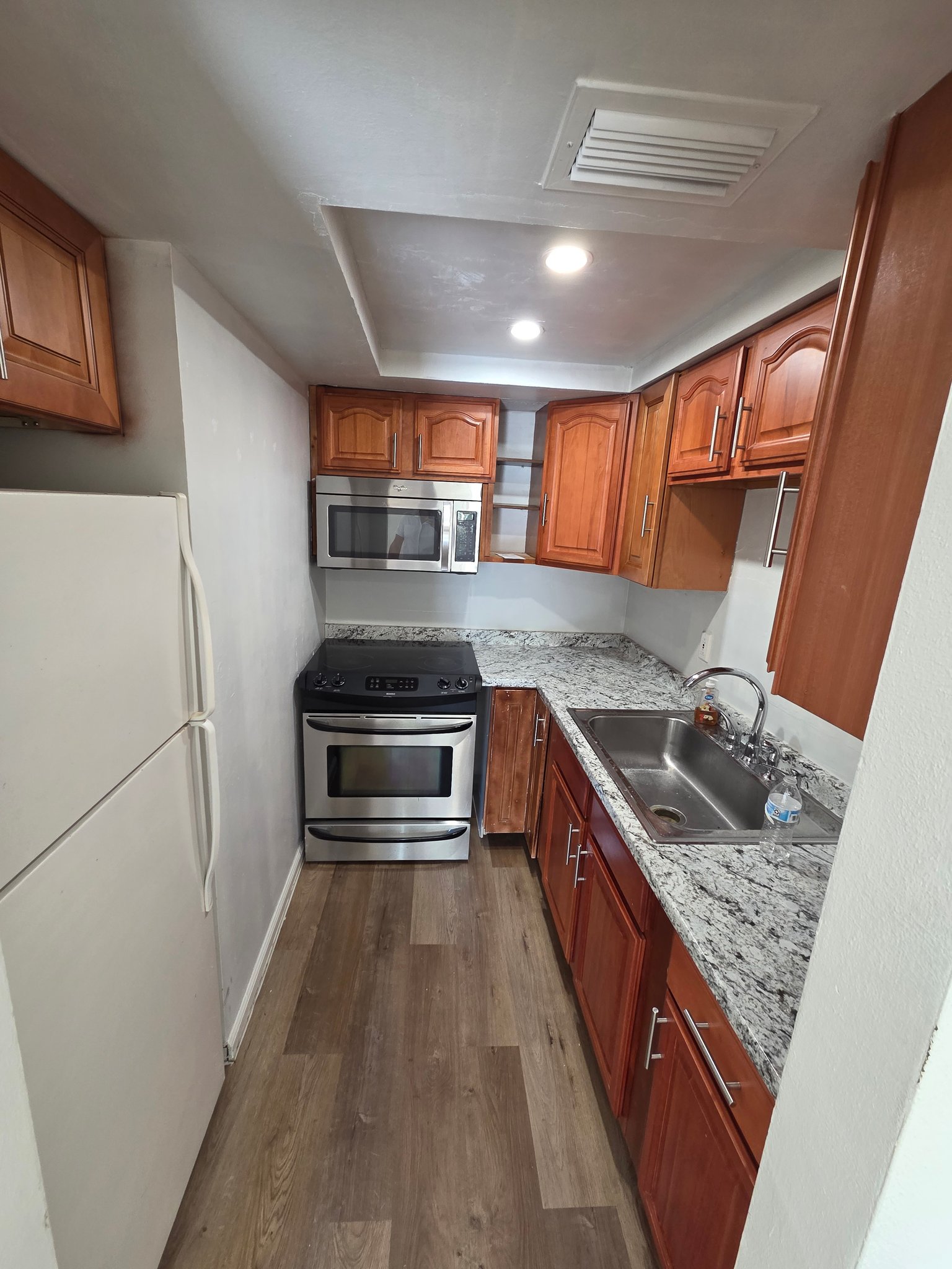 Deerfield Beach Apartment: 224 SE 9th Ave