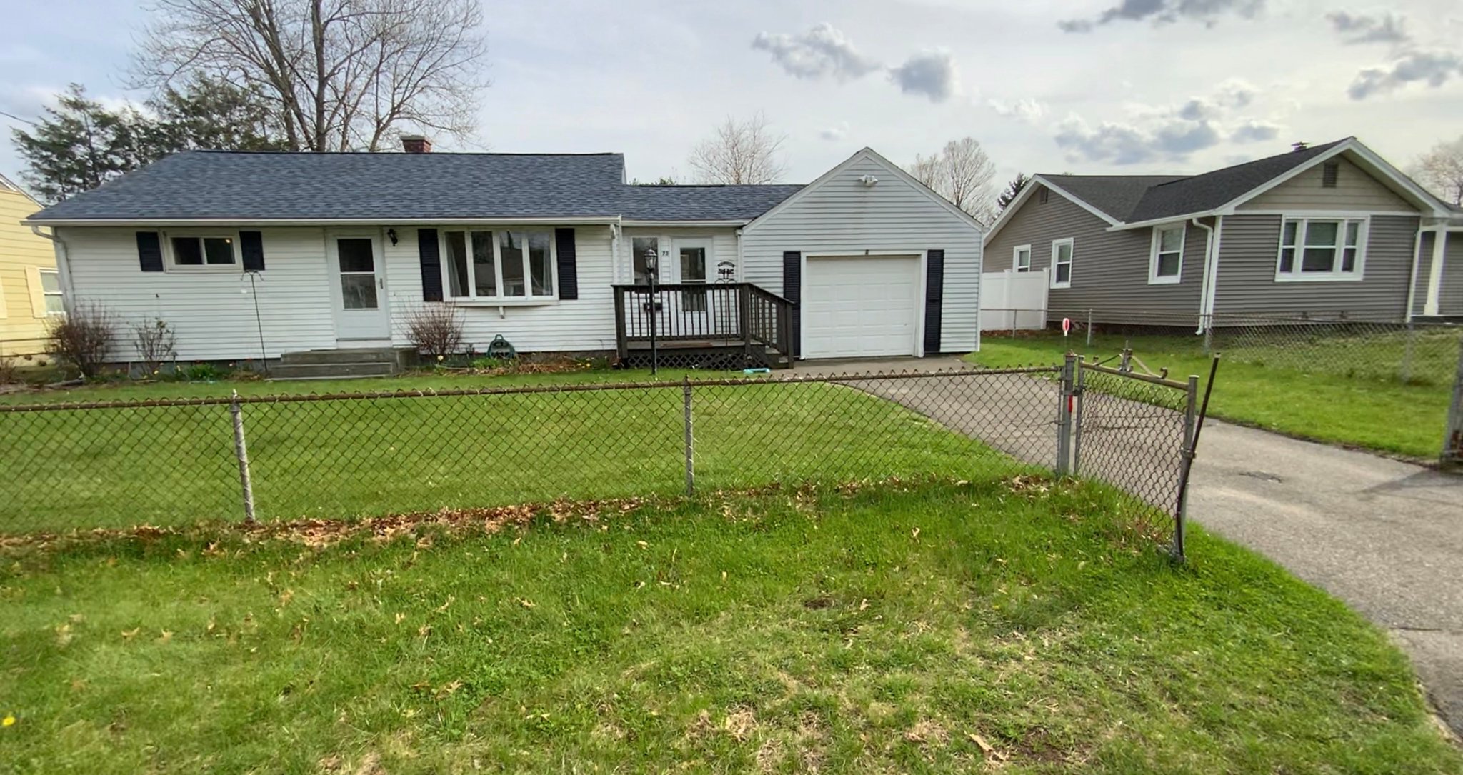 Springfield House: 73 Kenway Dr