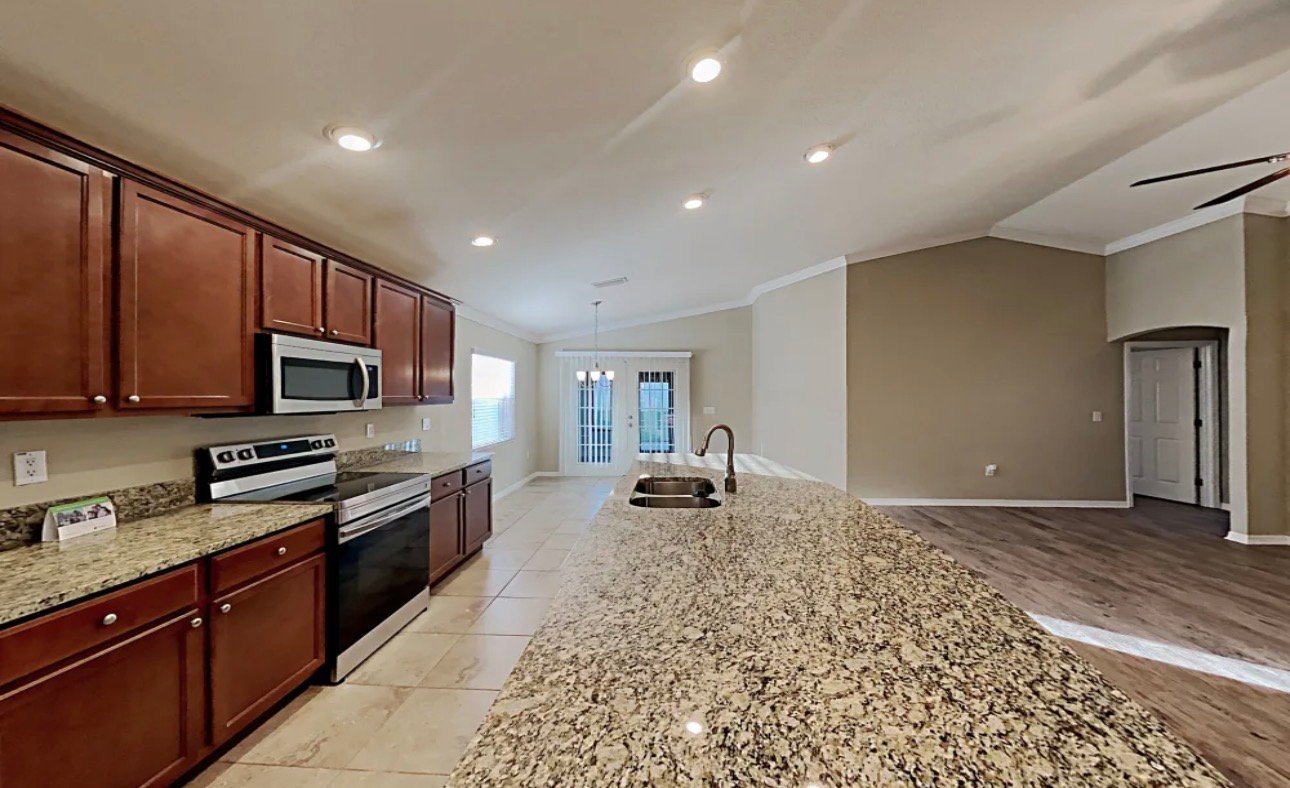 Lakeland House: 3394 Mahogany Pointe Loop