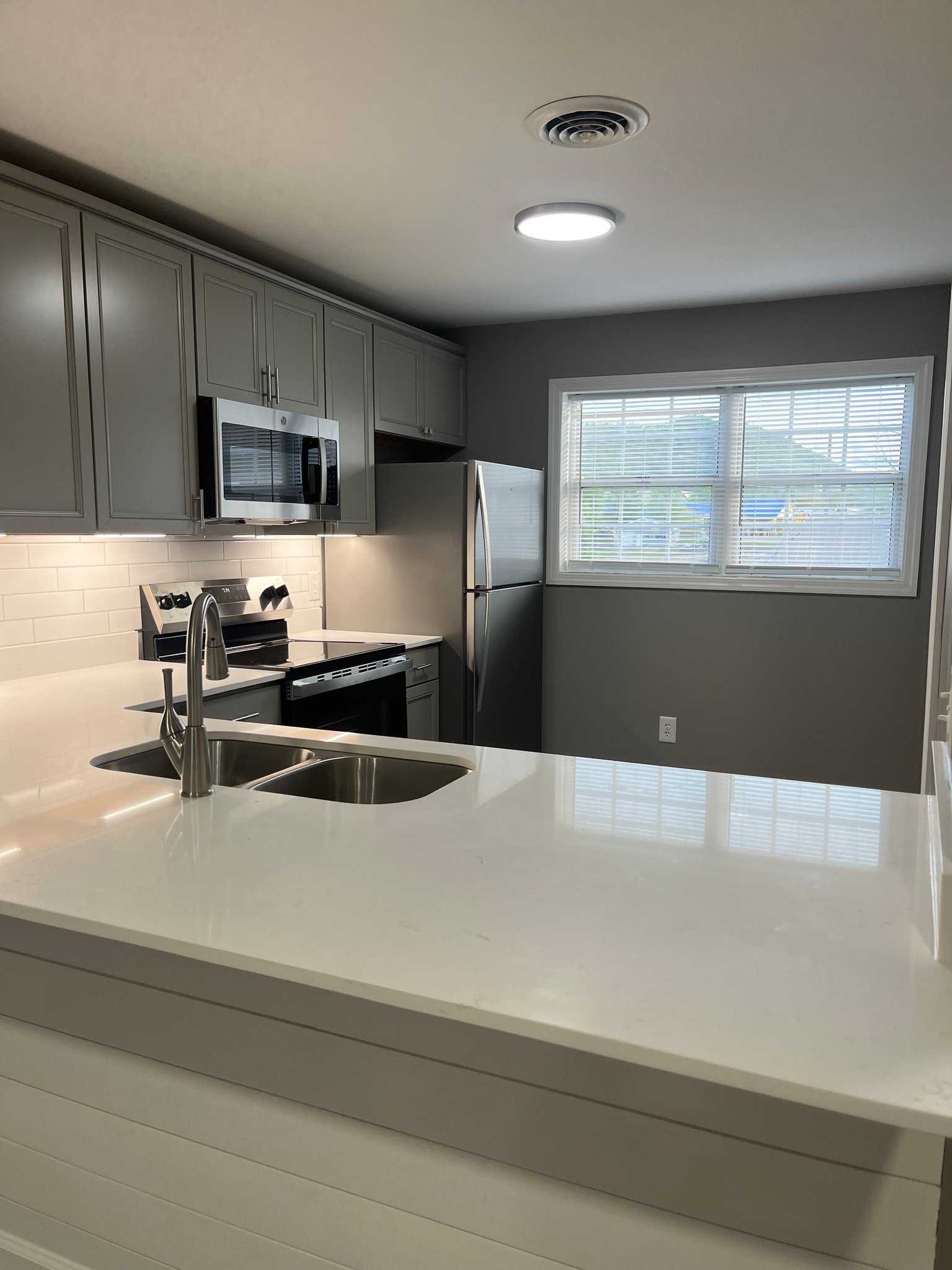 Bristol Condo: 108 Shady Brook Dr