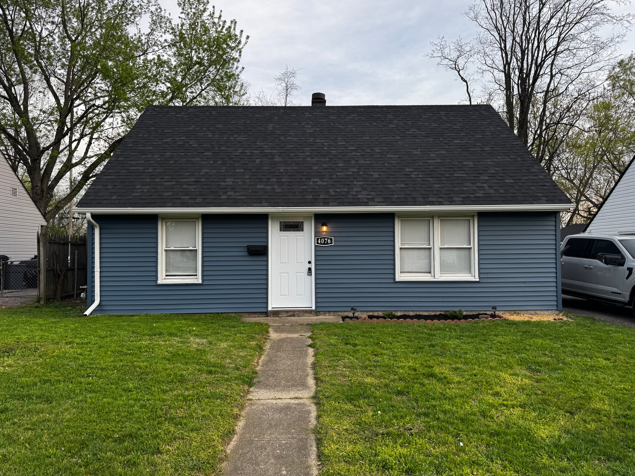 Dayton House: 4076 Prescott Ave