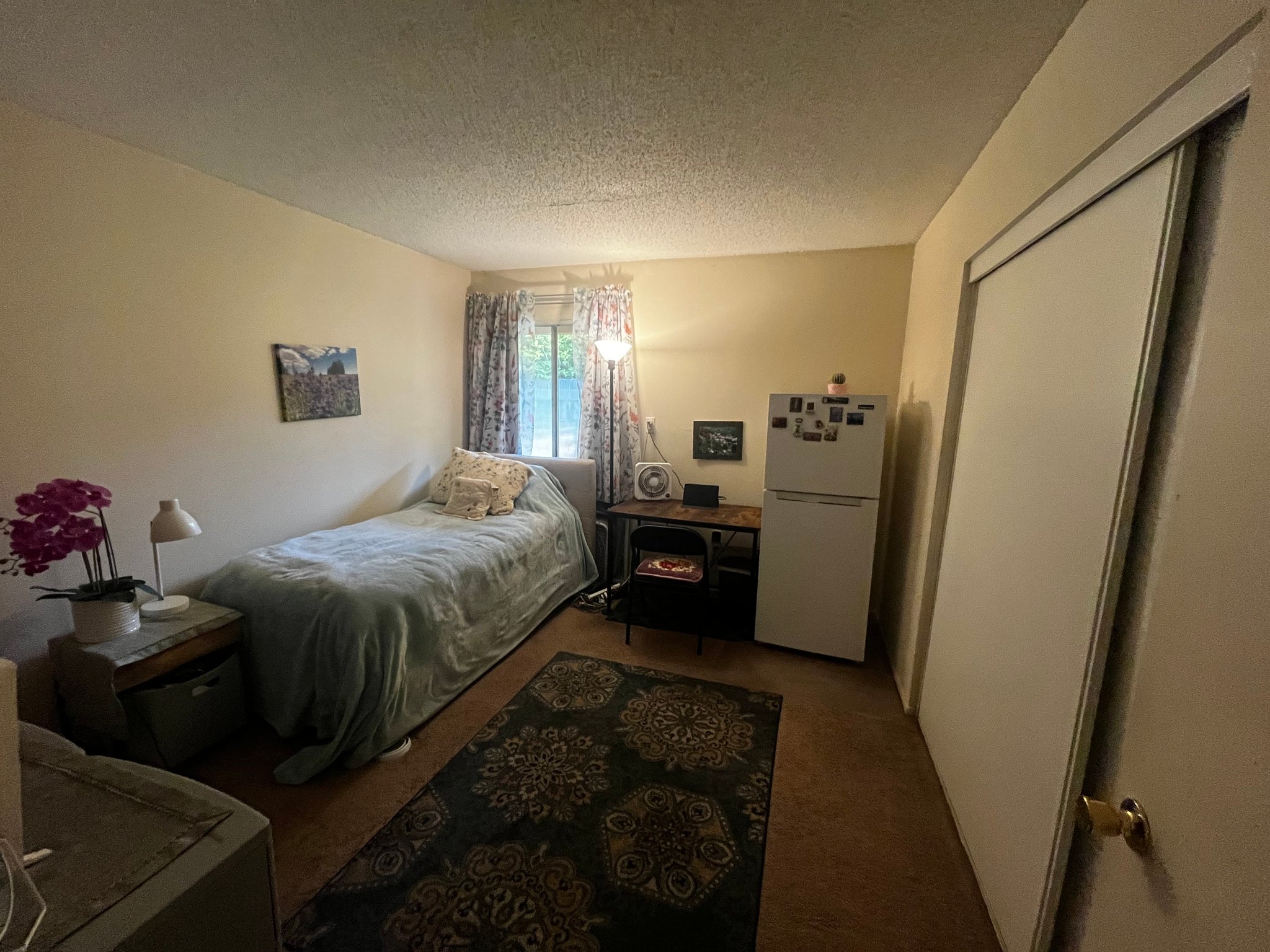Anaheim Apartment: 2211 S Mountain View Ave