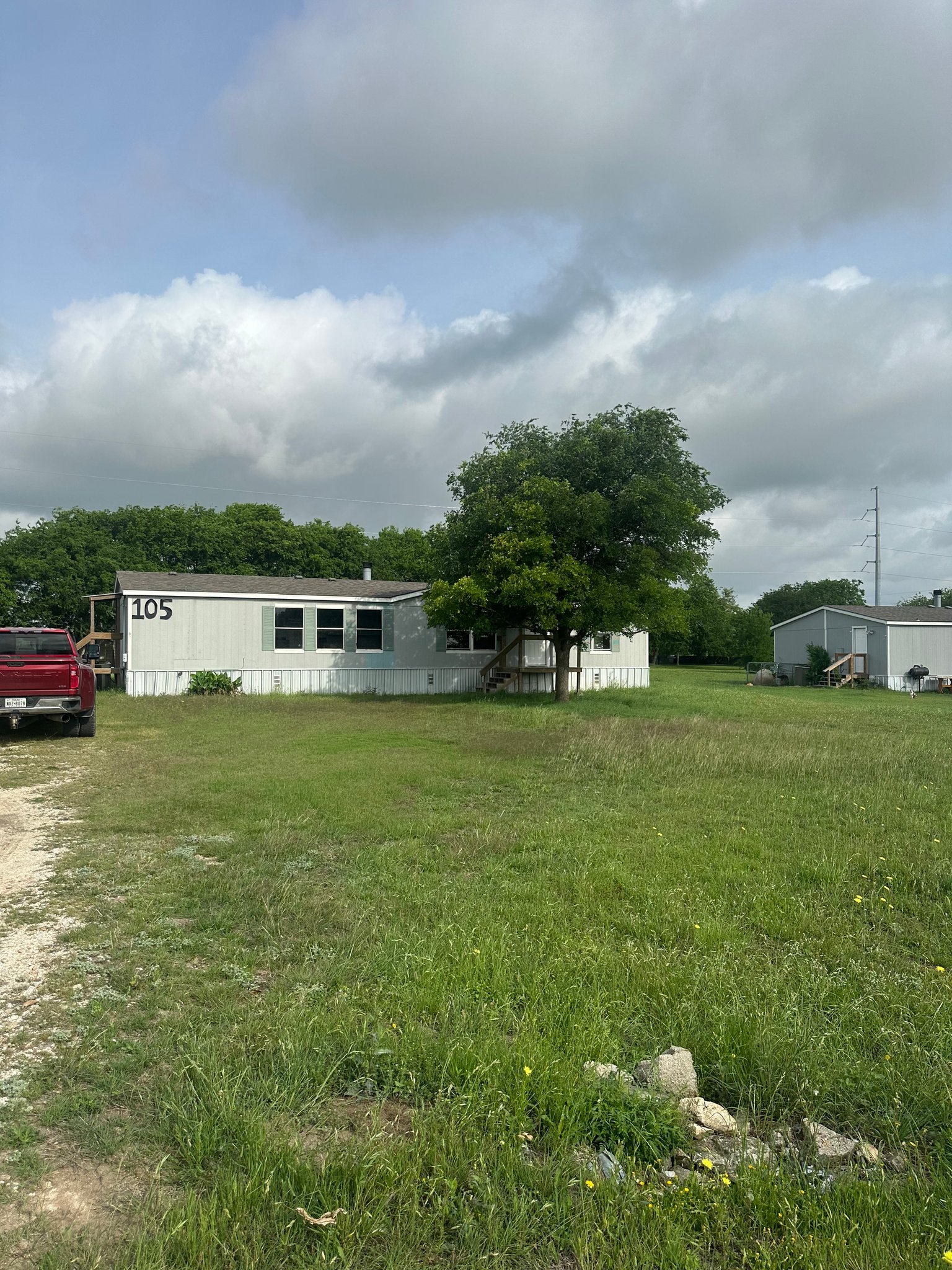 TROY House: 105 OAKHILL CT