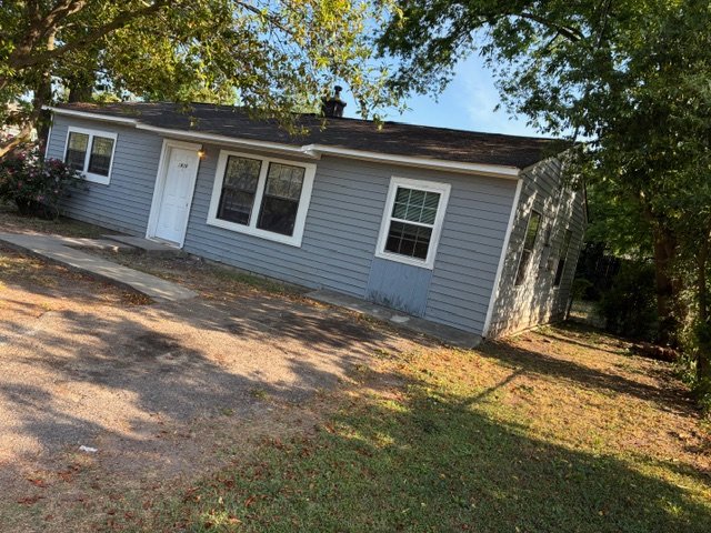 Augusta House: 1930 Williams Drive