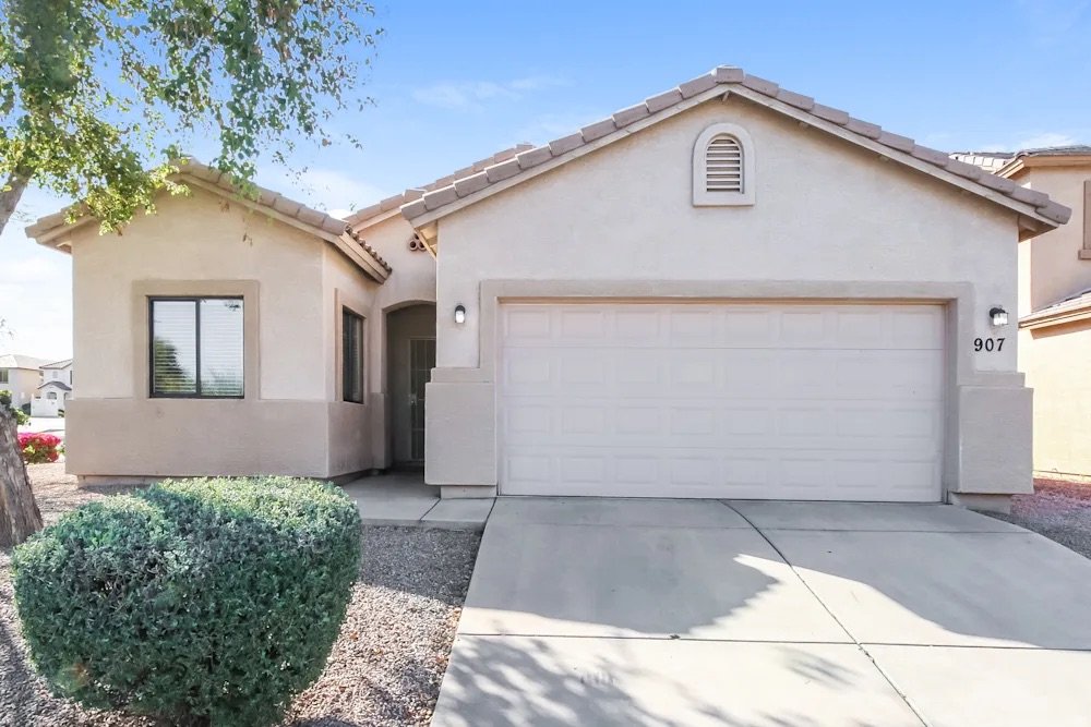 Phoenix House: 903 W Saint Kateri Ave