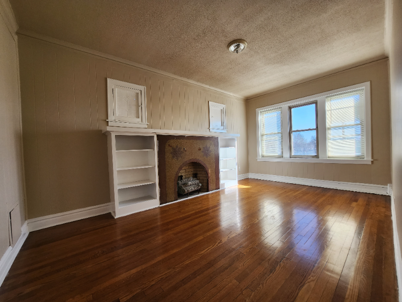 Chicago Apartment: 4248 W 14th