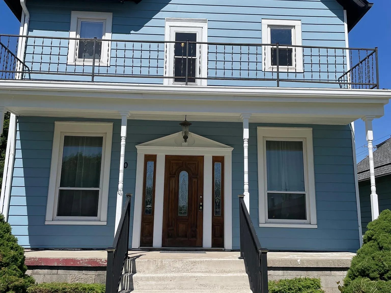 cicero House: 70 washington Ave