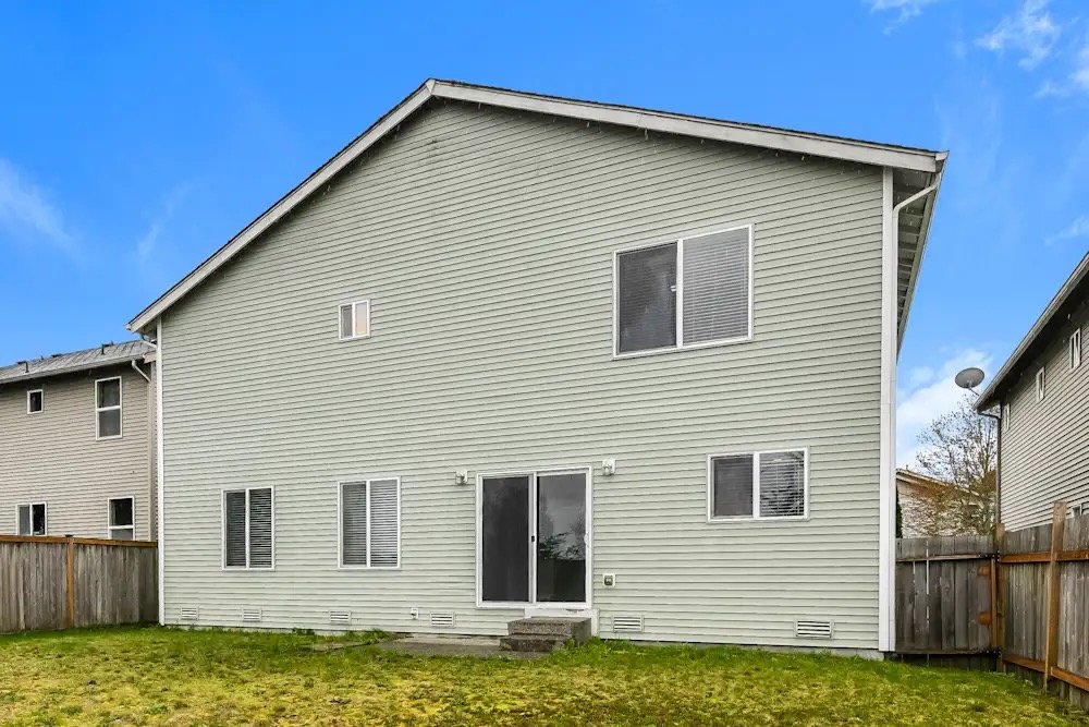 Spanaway House: 5018 200th Street Ct E