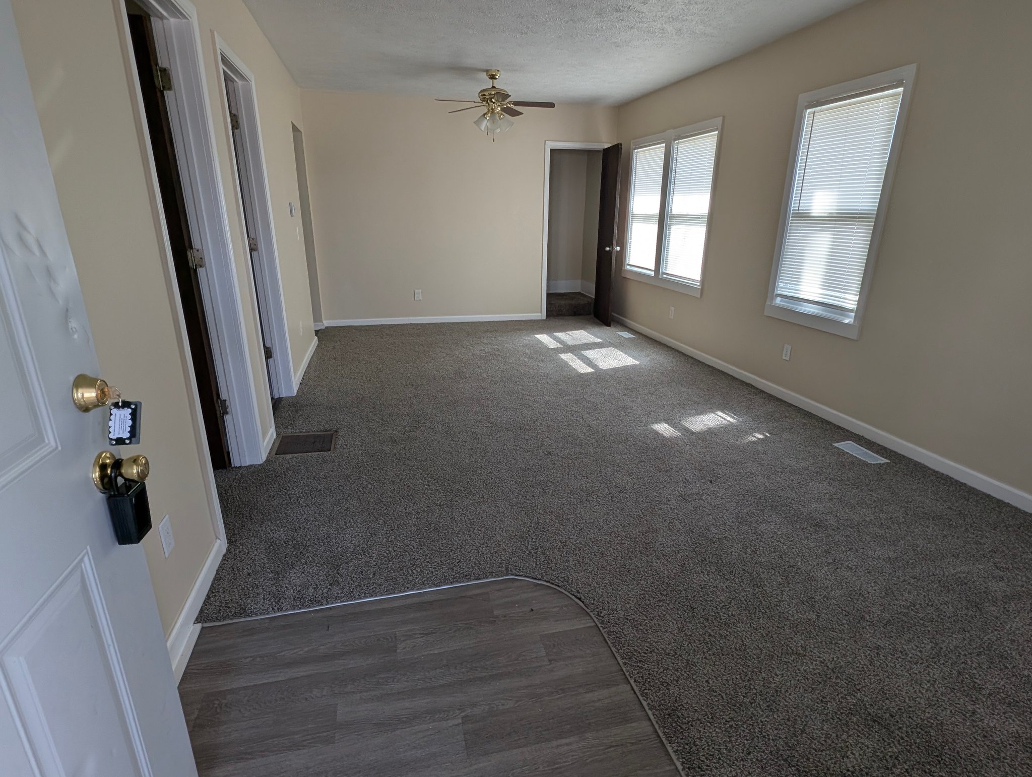 Omaha House: 3315 Laurel Ave