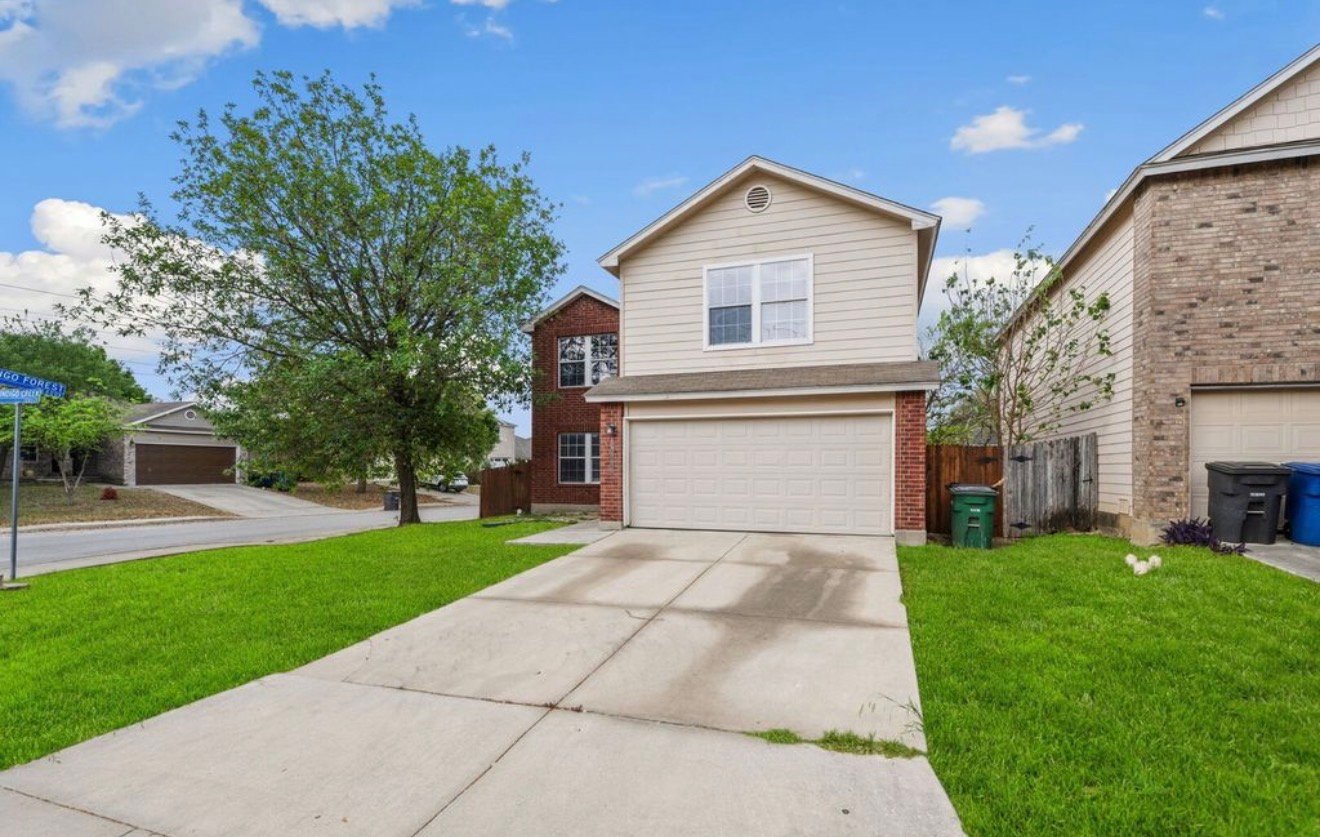 San Antonio House: 10807 Indigo Creek