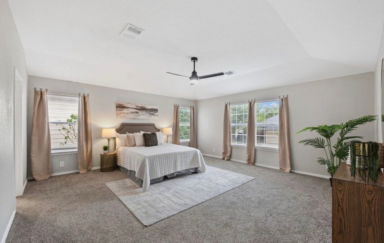 San Antonio House: 10807 Indigo Creek