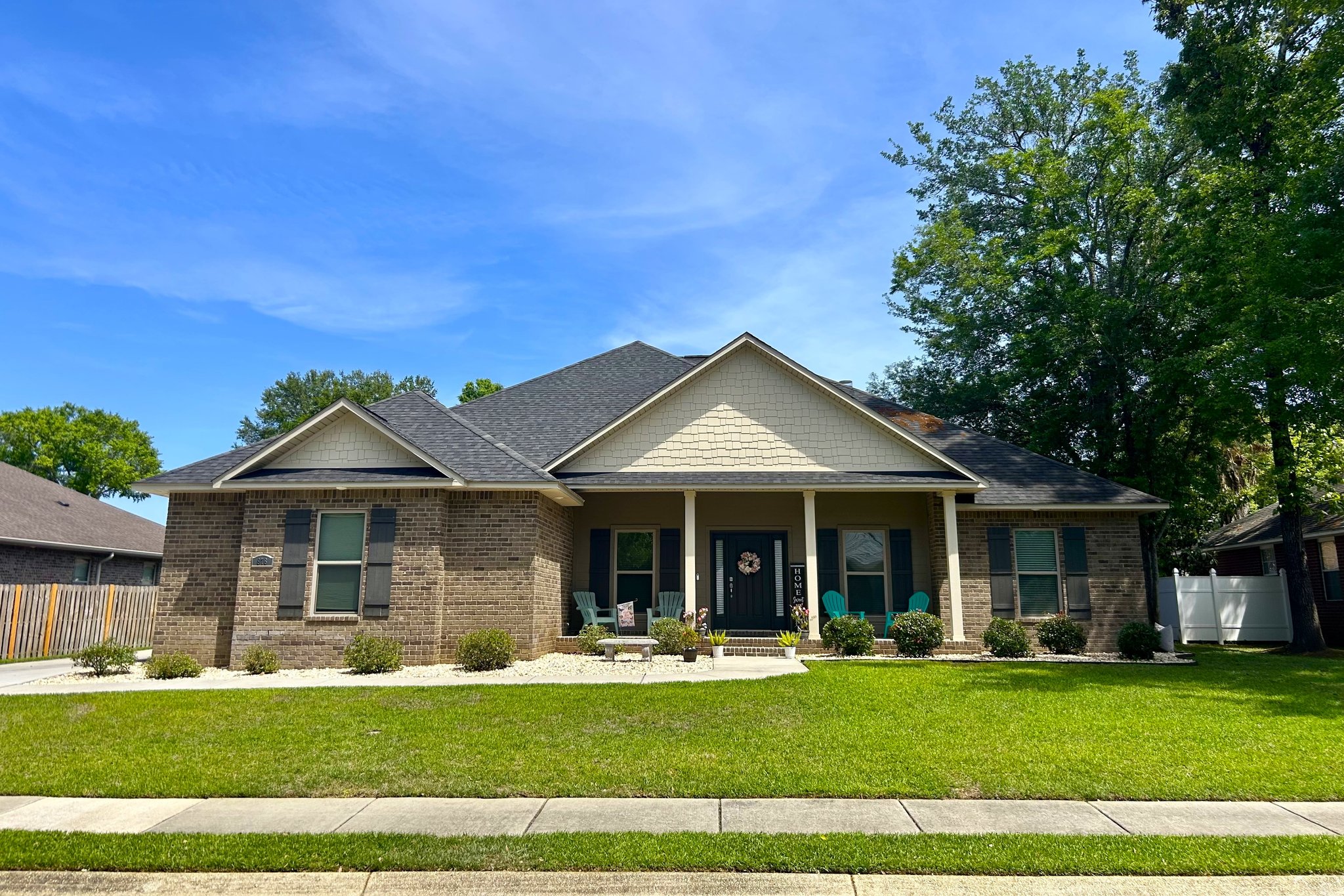 Pensacola House: 976 Black Walnut Trl