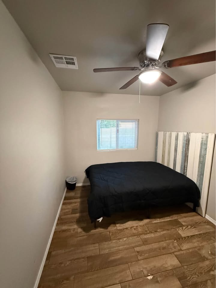 Phoenix House: 3645 W Hadley St