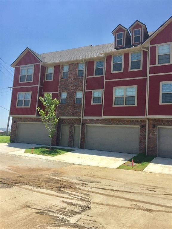 Fayetteville Townhome: 2745 N Cottonwillow Way