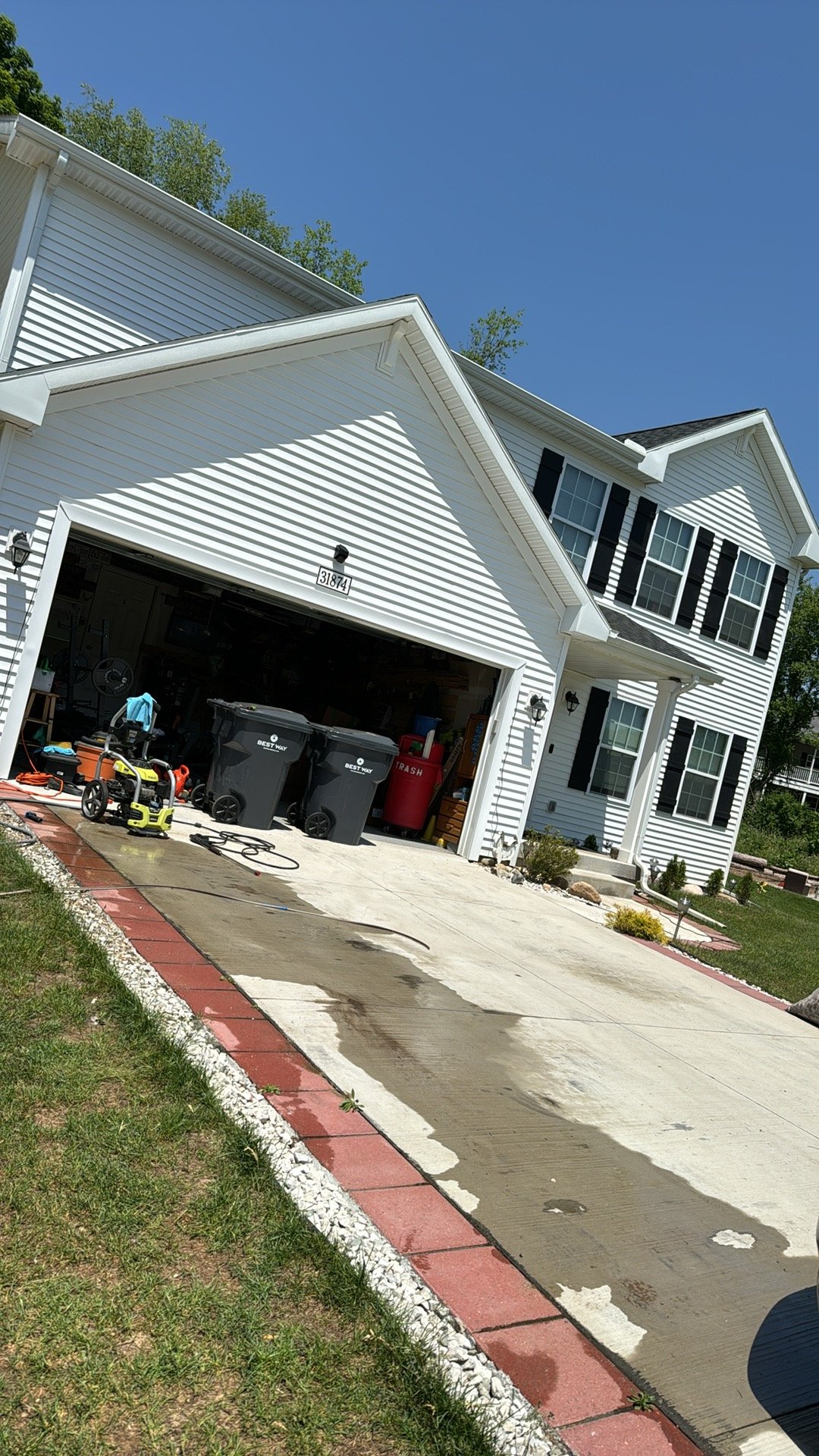 Lawton House: 31874 pine ridge cir