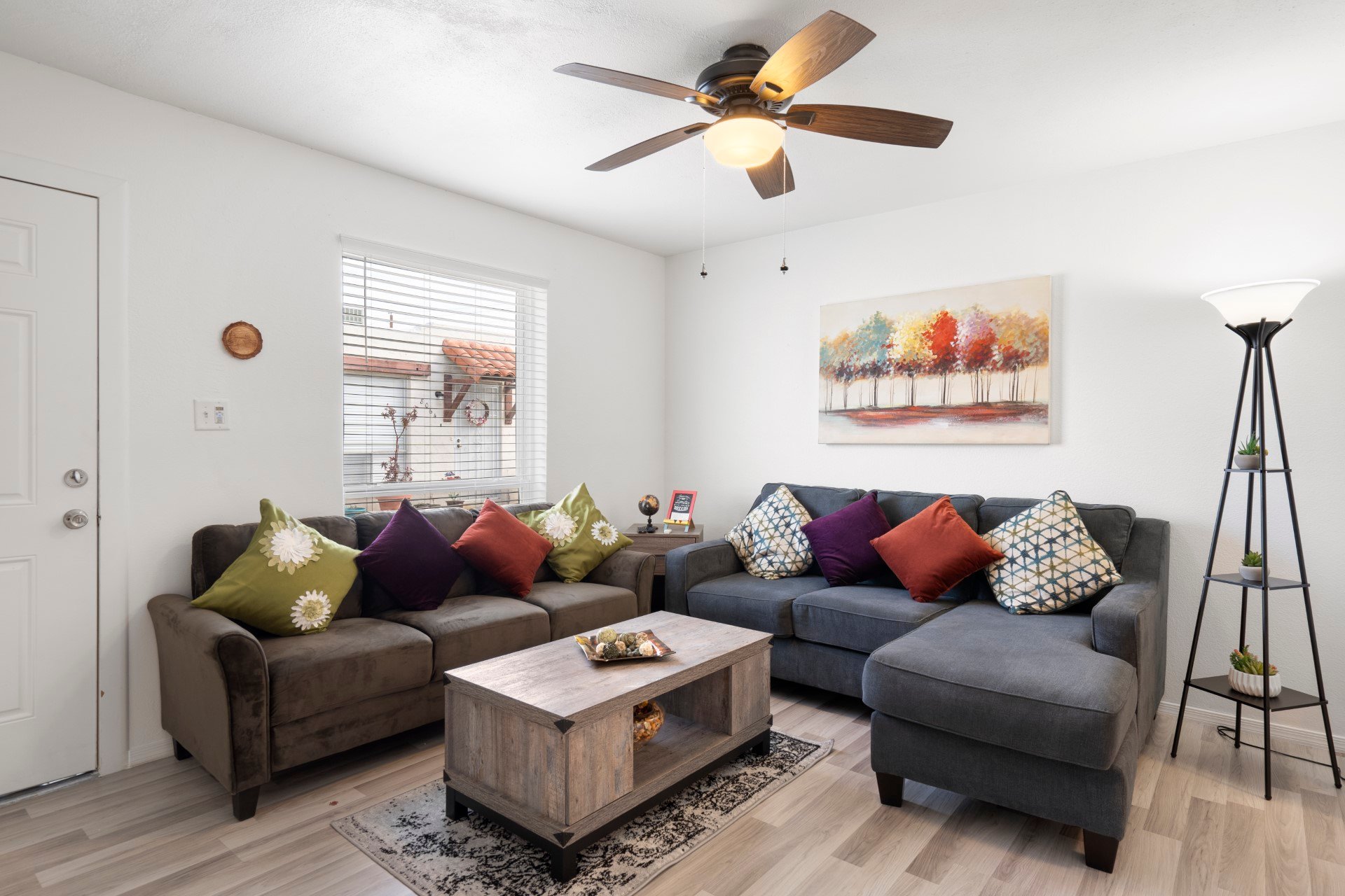 scottsdale Townhome: 8066 e oak st