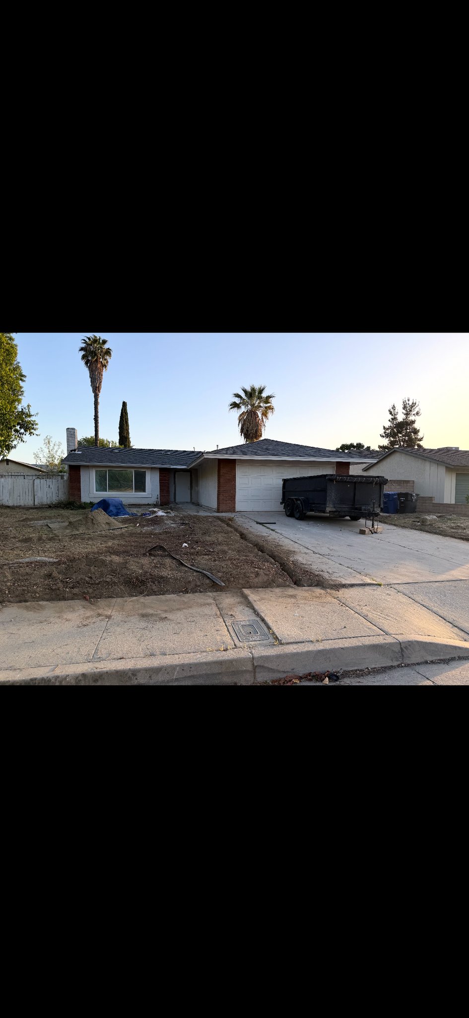 Loma linda House: 25899 amapolas st