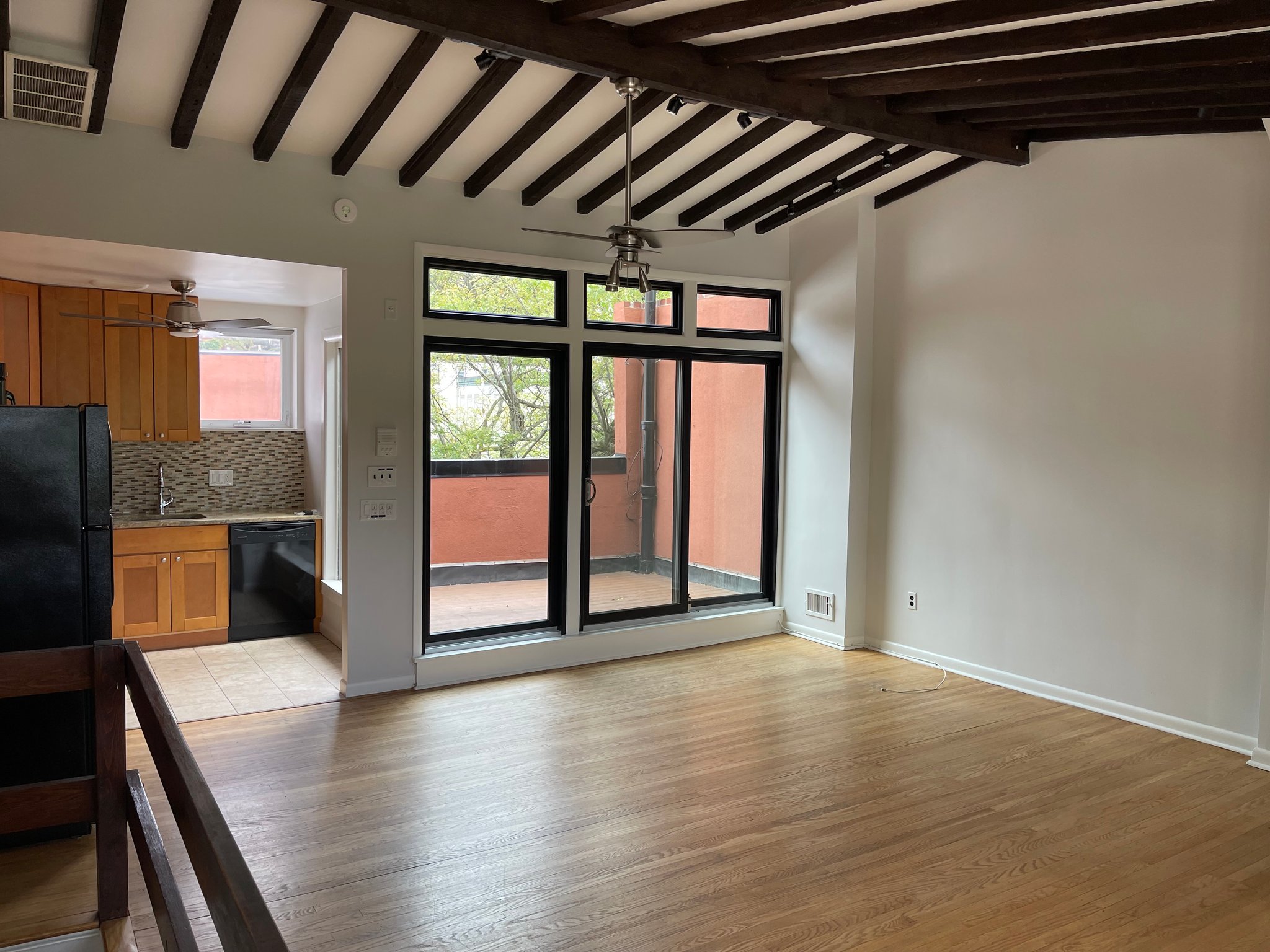 Philadelphia Apartment: 2321 Sansom St