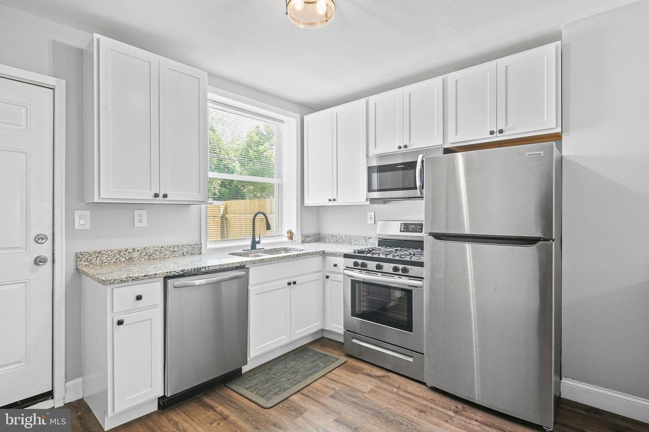 Baltimore Townhome: 2457 Druid Hill Ave