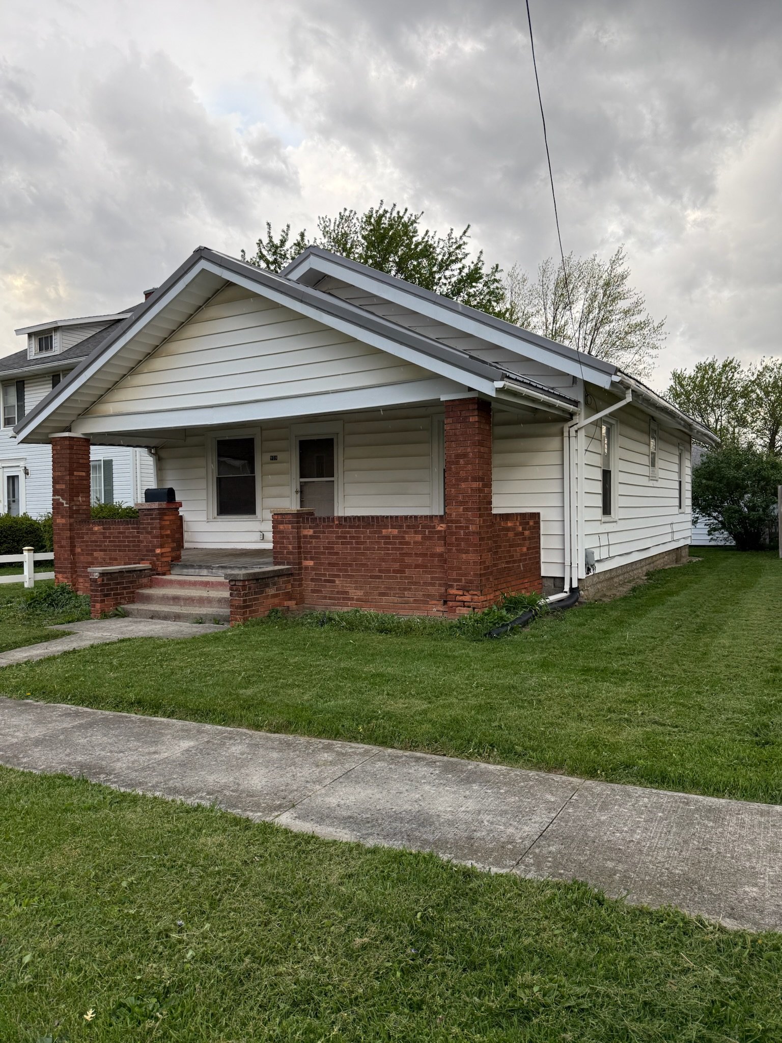 Lima House: 918 Leland Ave