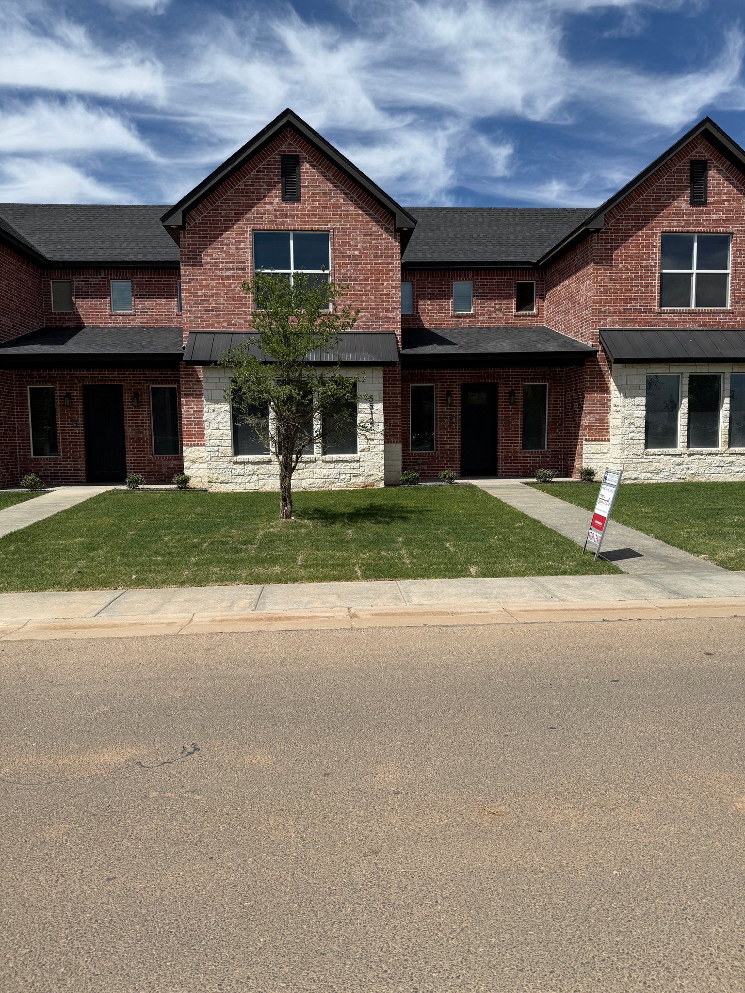 Amarillo Townhome: 5512 Union square