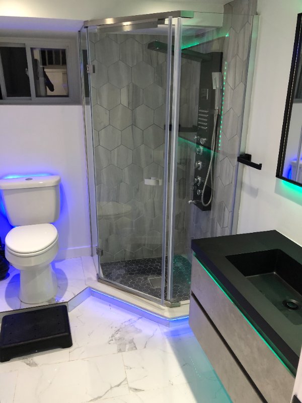 Jersey City Multiplex: 196 Danforth Ave