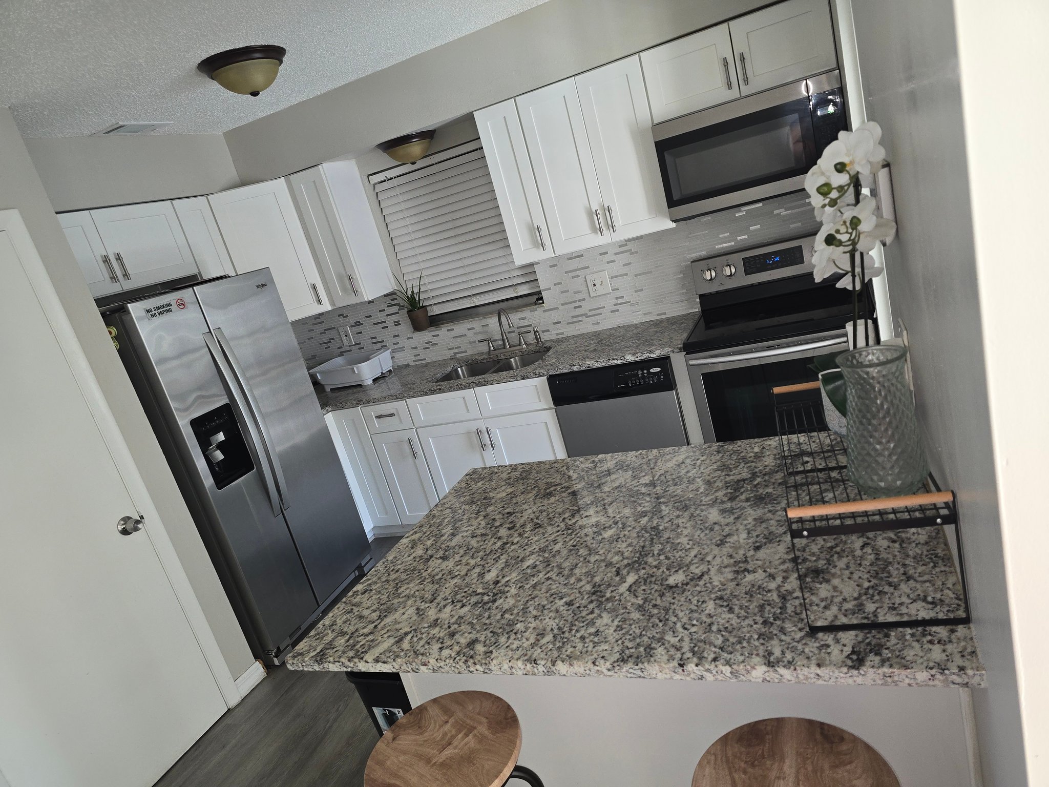 Largo House: 3796 139th Ave