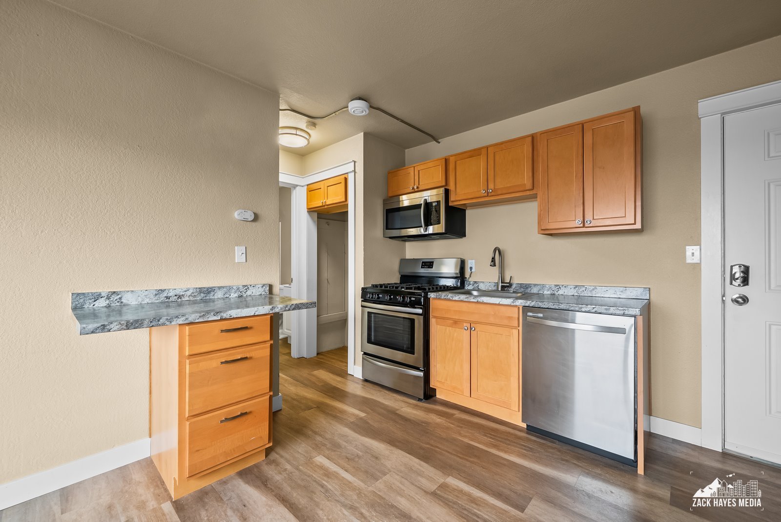 Anchorage Apartment: 618 Gambell St