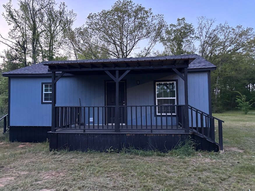 Marshall House: 2075 FM 2625