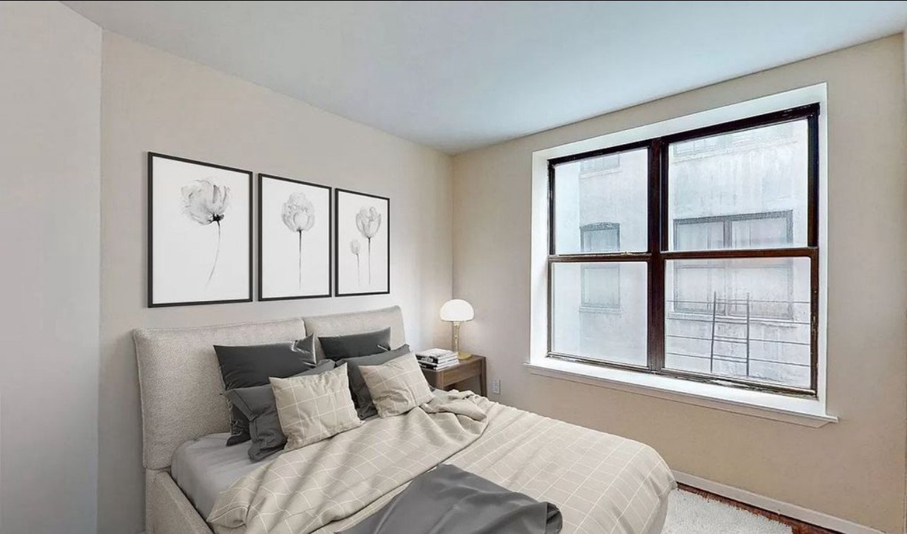 New York Condo: 581 Academy St
