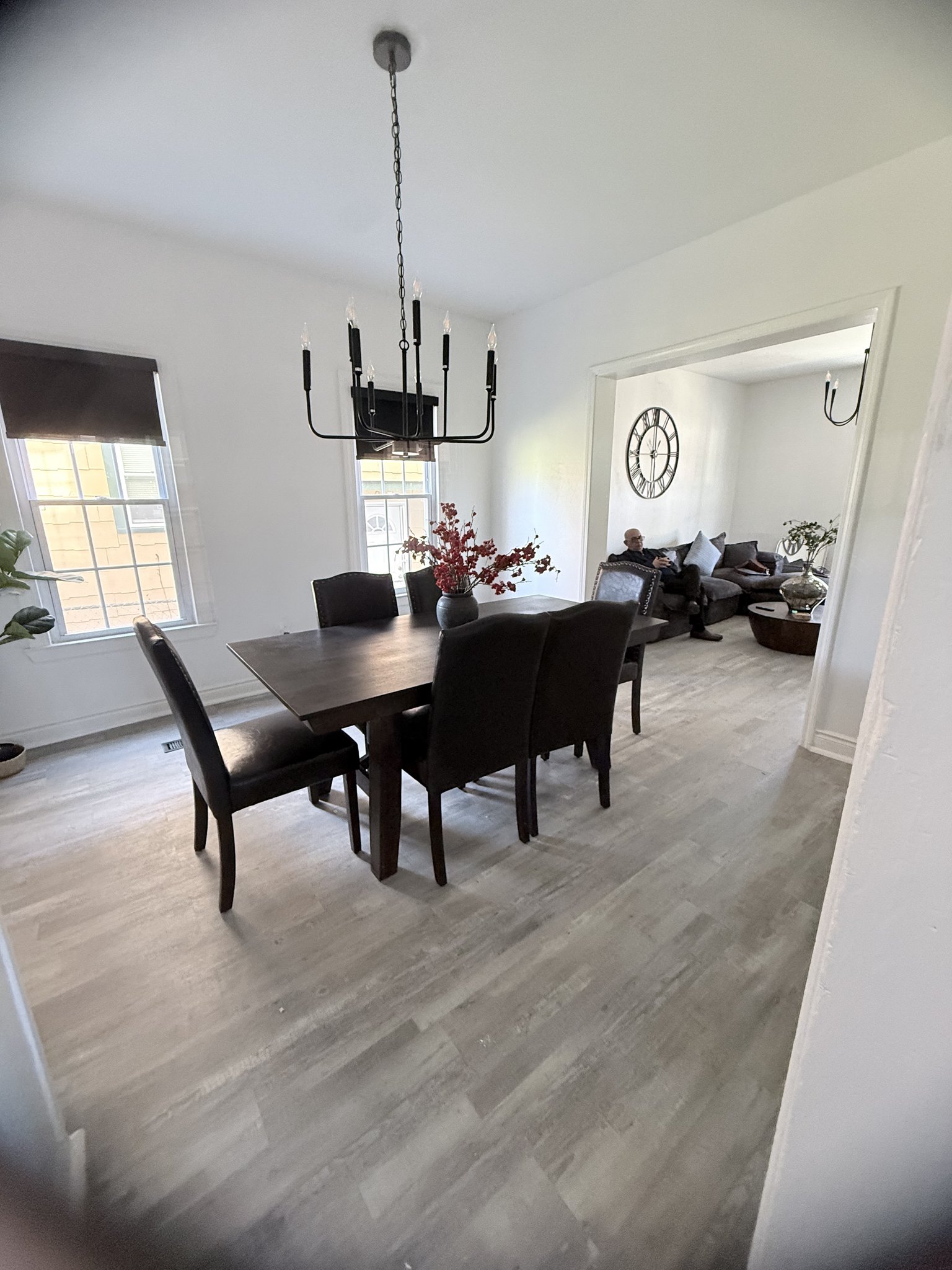 Rochester House: 366 Seward street