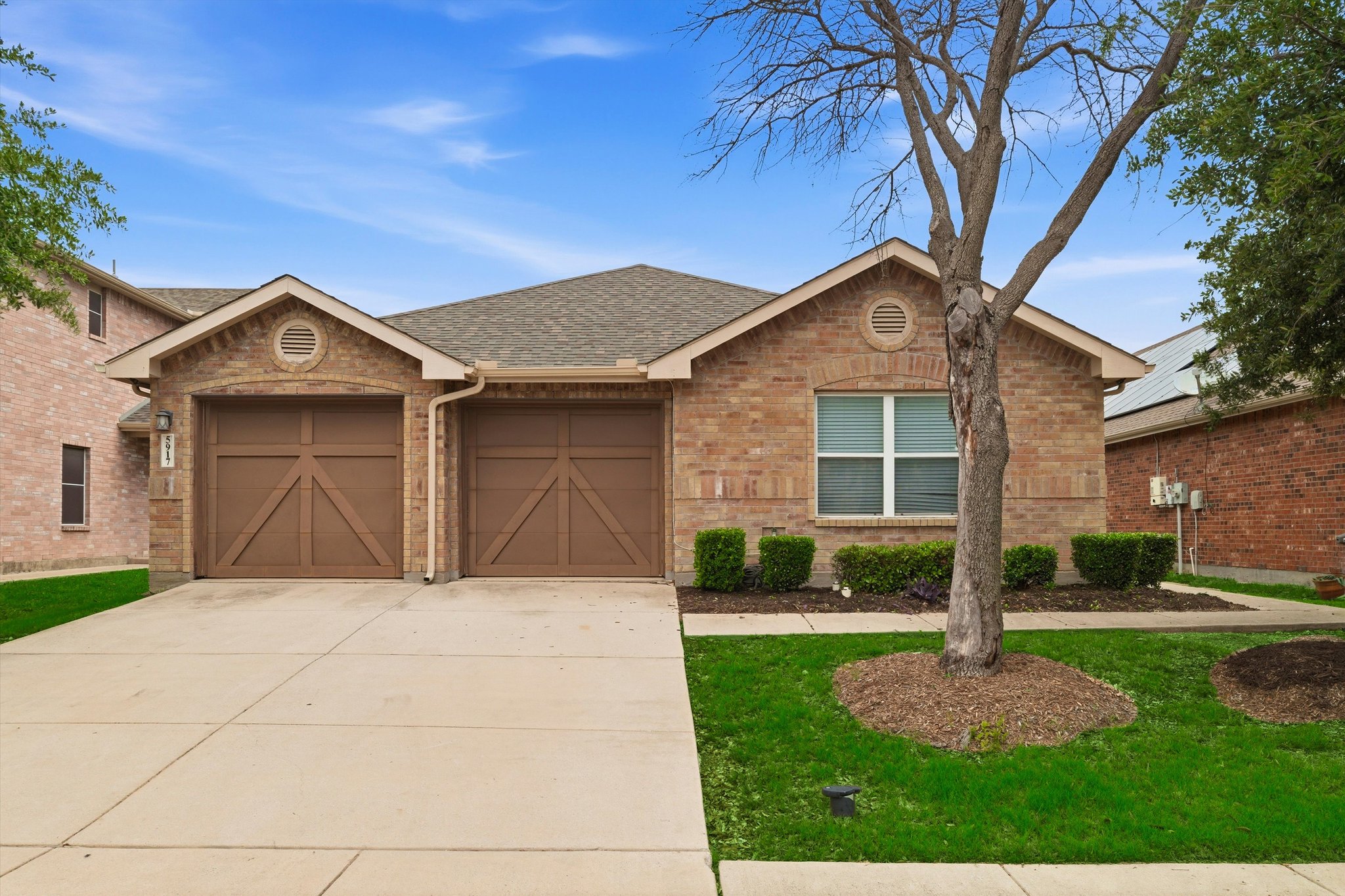 The Colony House: 5917 Stone Mountain Rd