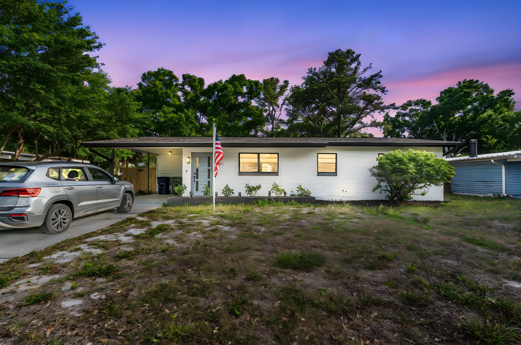 Tampa House: 4206 W Iowa Ave
