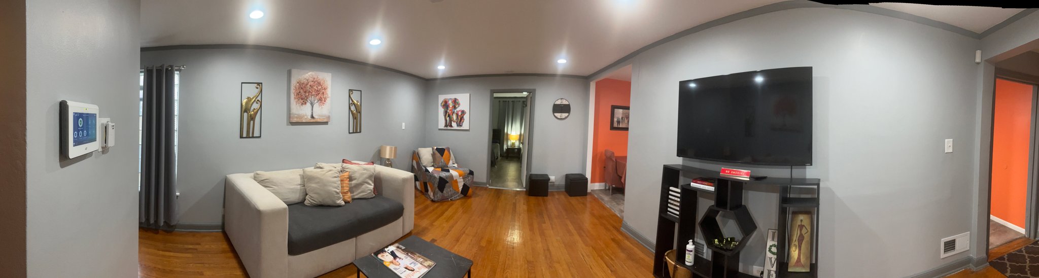 Chicago House: 9000 S Wabash Ave